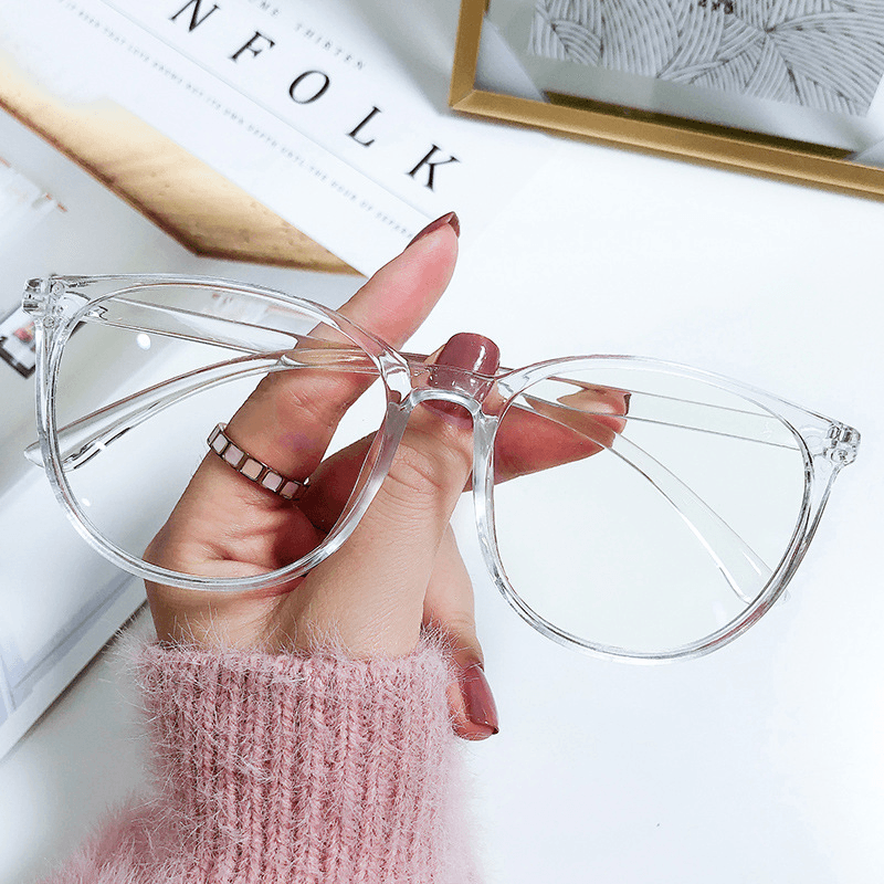 Anti-Blue Light Large-Frame Glasses for Men and Women with Prescription Lenses