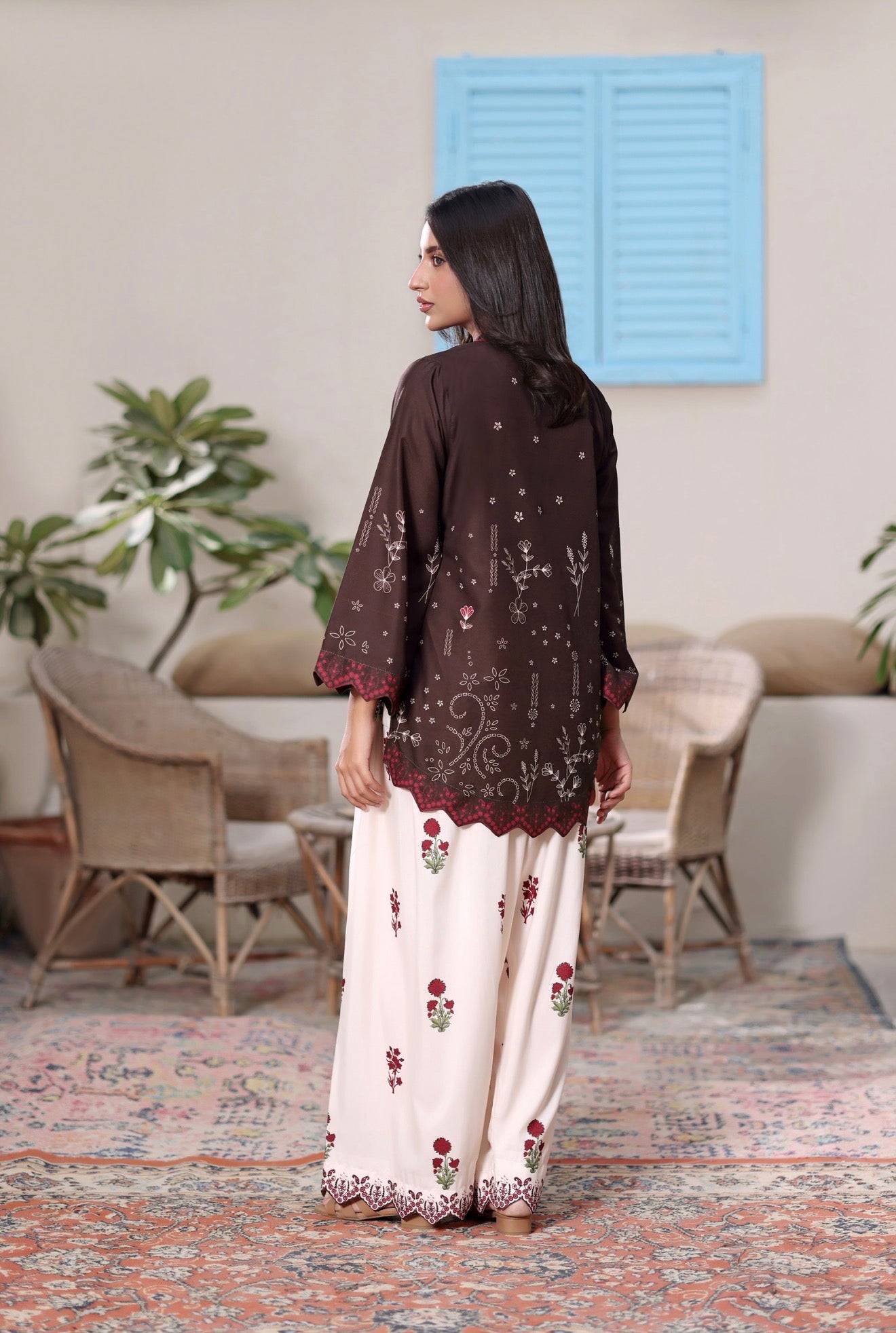 swiss lawn Kurta Set in Coffee brown