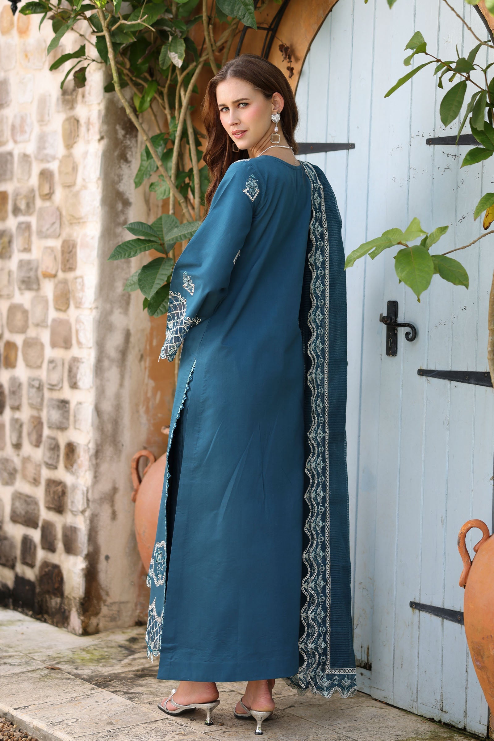 Raaya Luxury Lawn – Jade