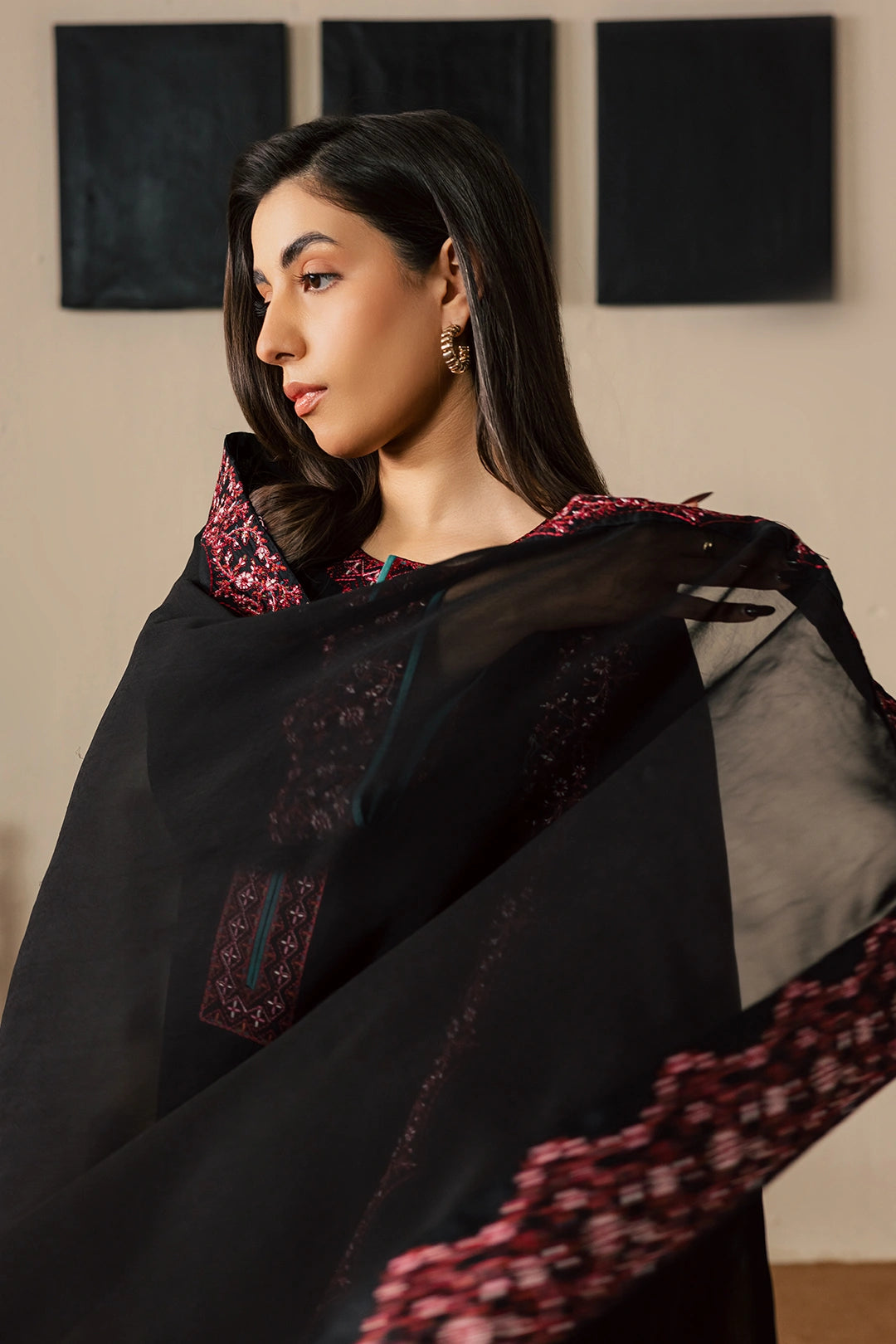 lawn cotton Kurta Set in Charcoal black