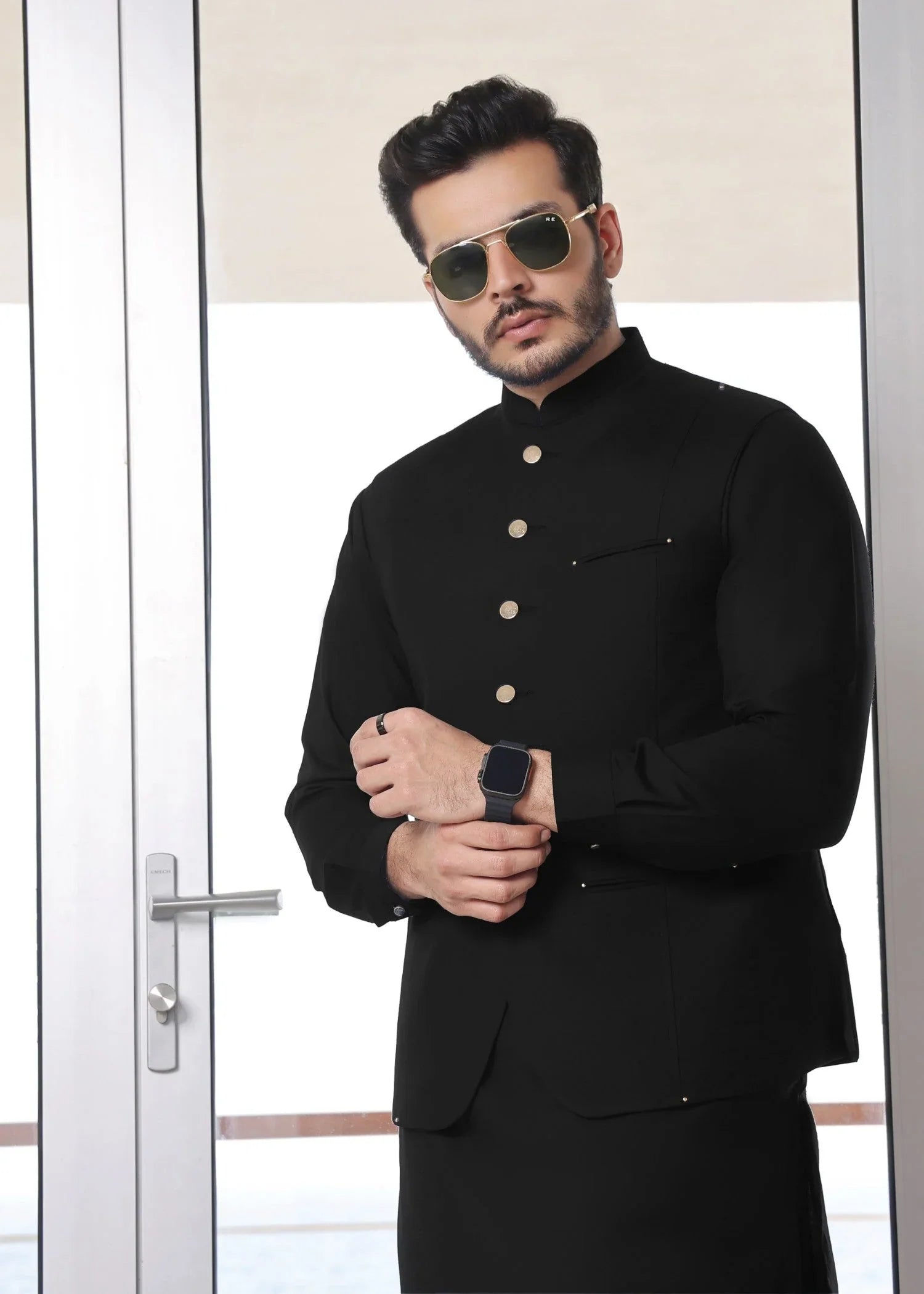 wash & wear Waistcoat in Black by The Great Masters (TGM)