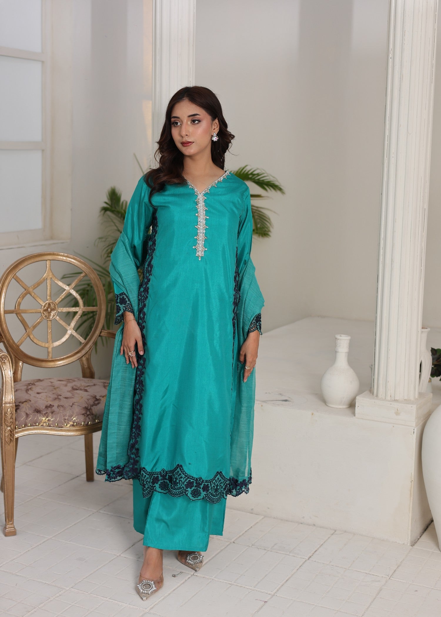 raw silk Kurta Set in Parrot green