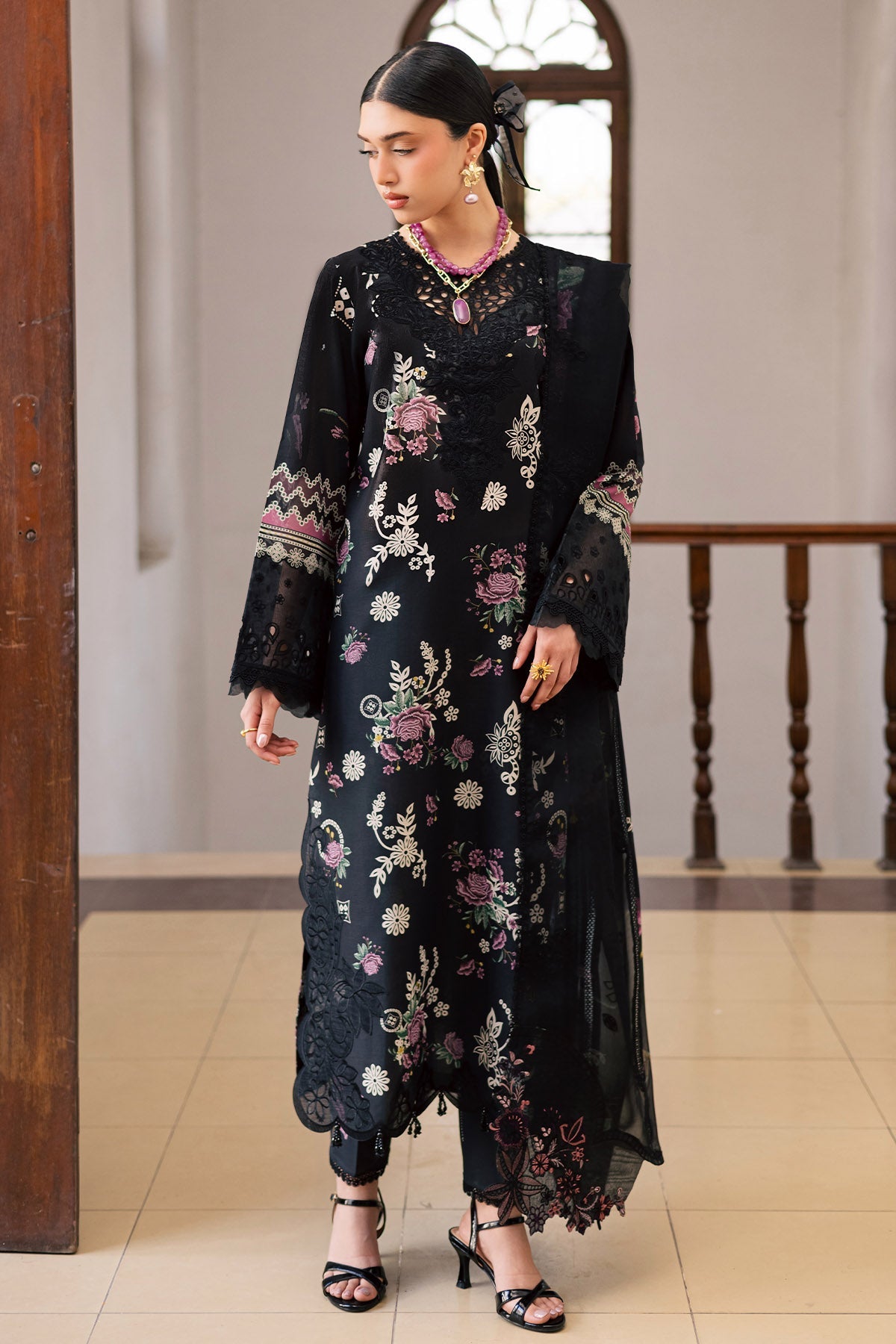 Maya Lawn – NS-170