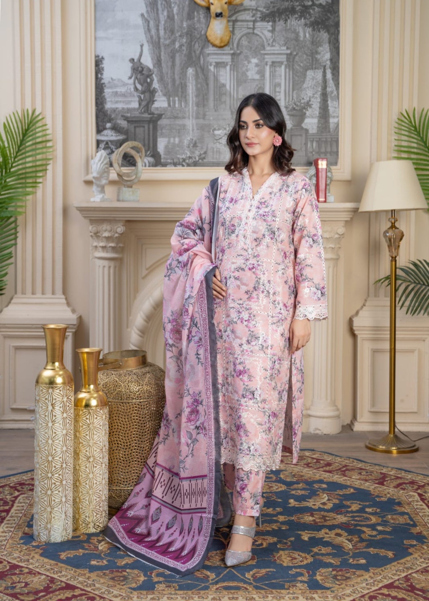 textured lawn Kurta Set in Pink