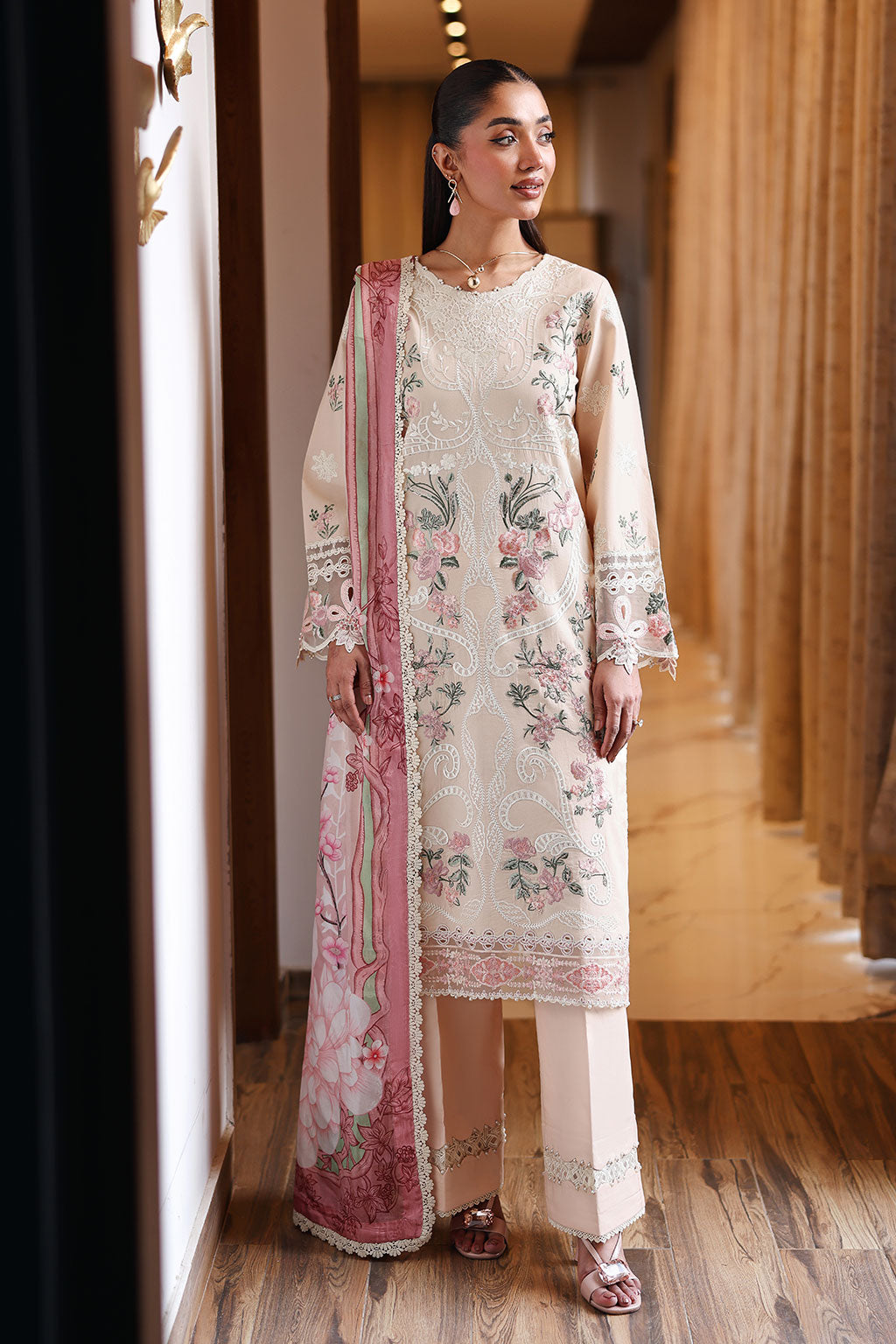 Andaaz Luxury Lawn – Z-1409