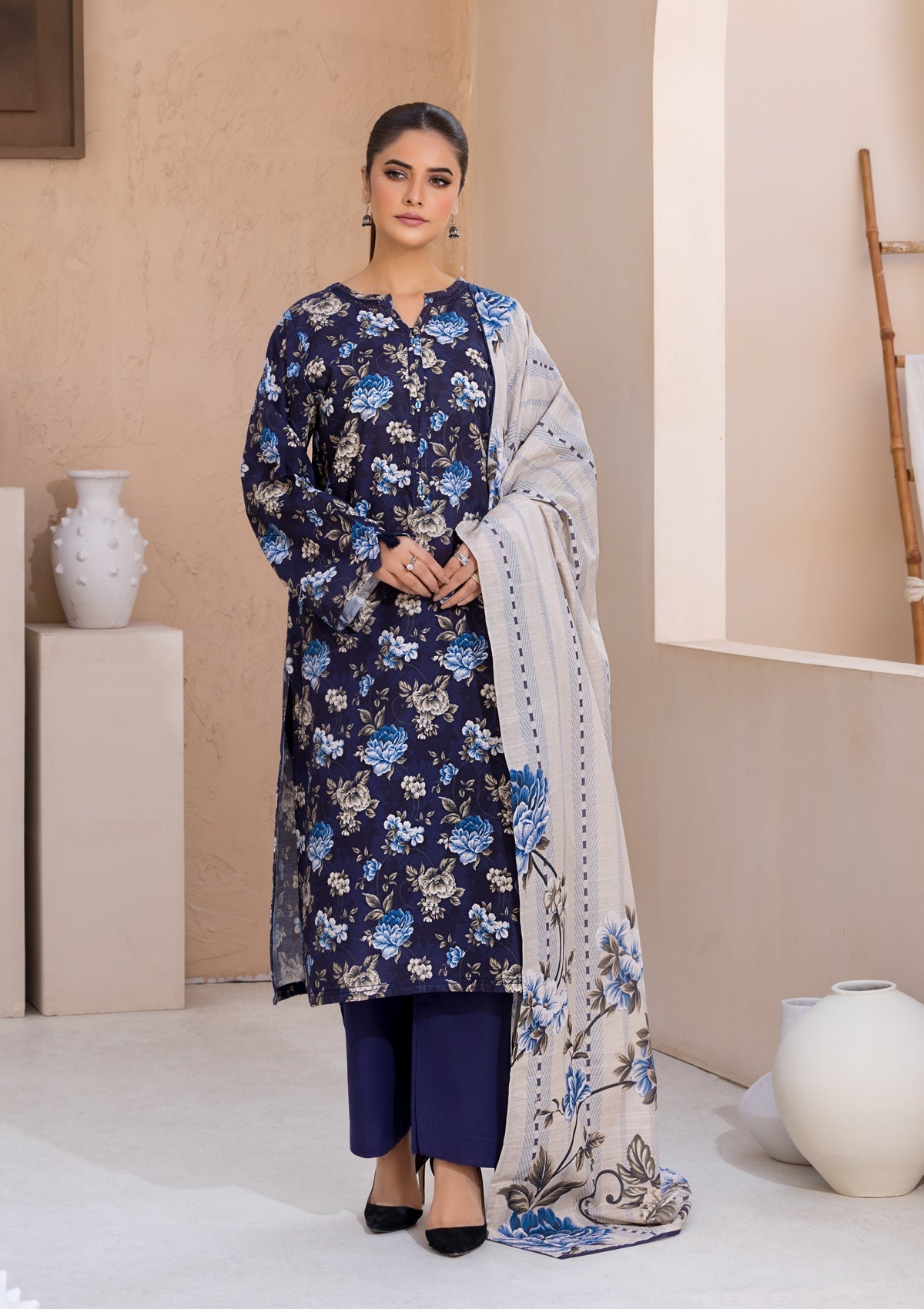 khaddar Kurta Set in Navy blue