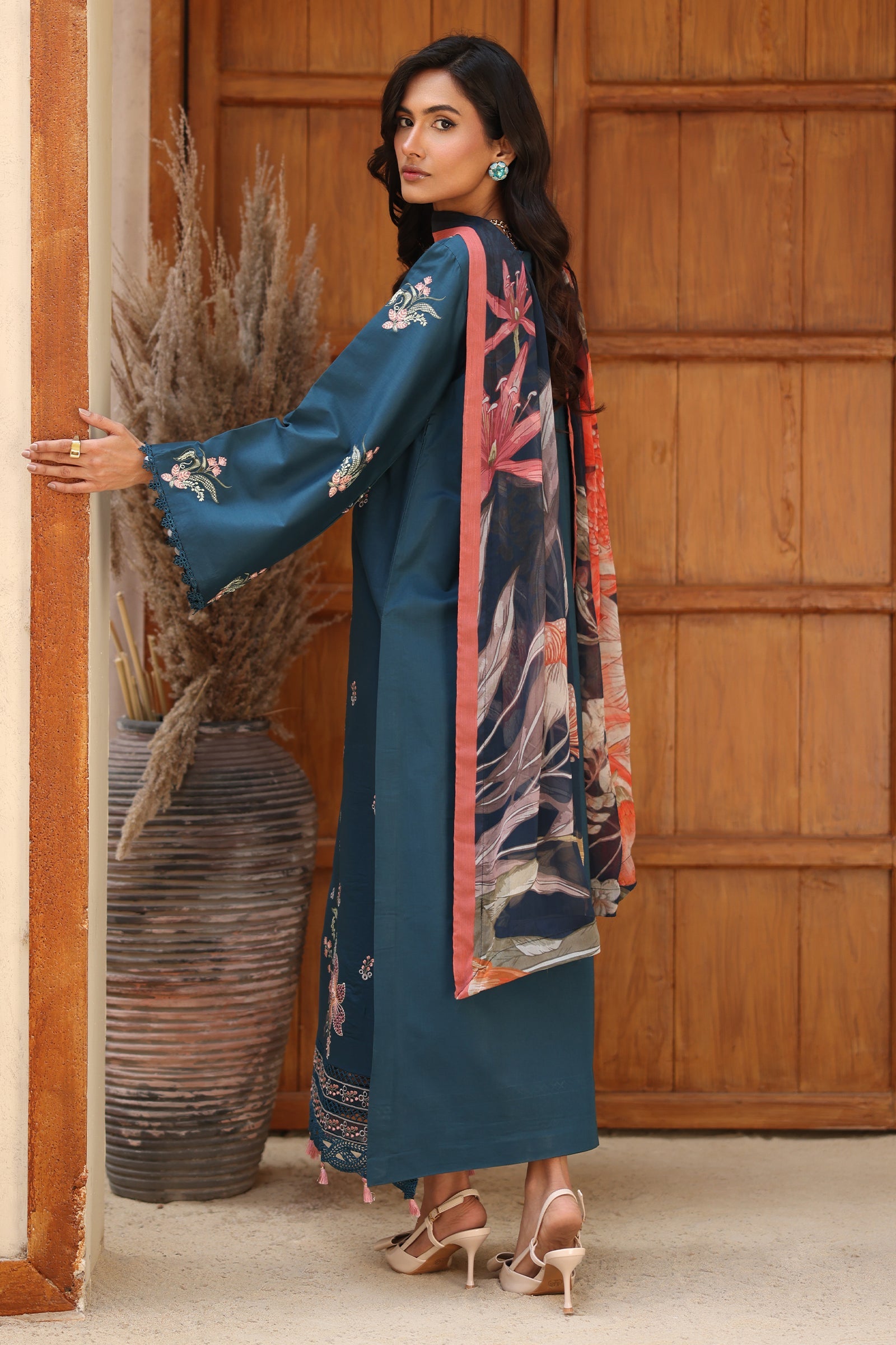 Raaya Rameen Lawn – ELIF