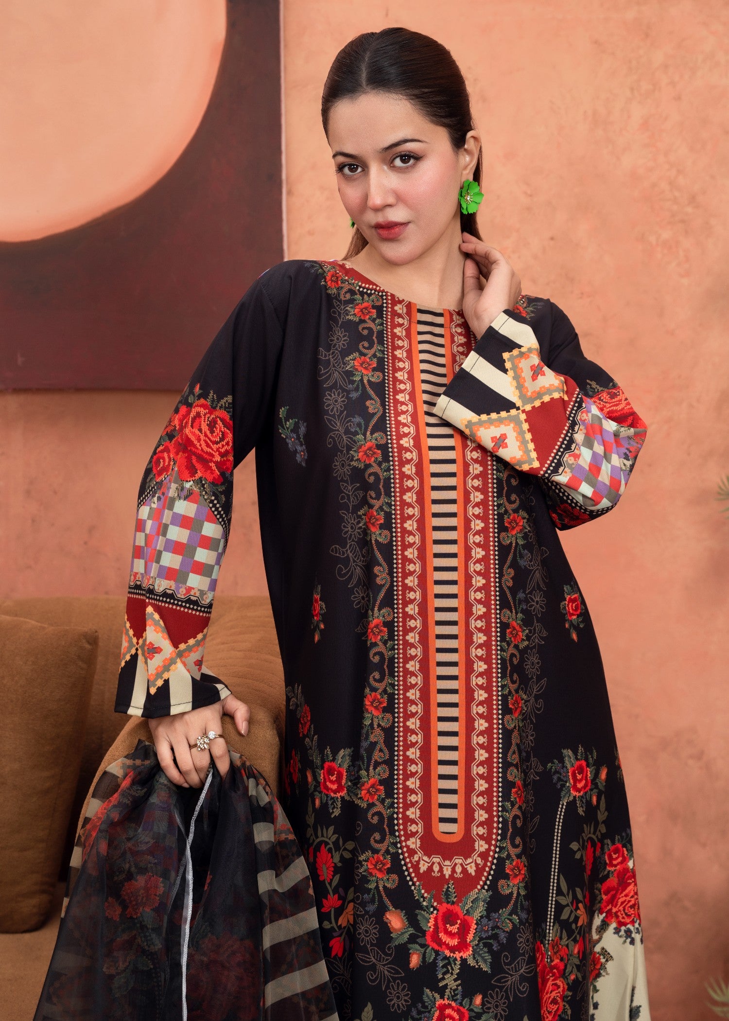silk crepe Kurta Set in Black
