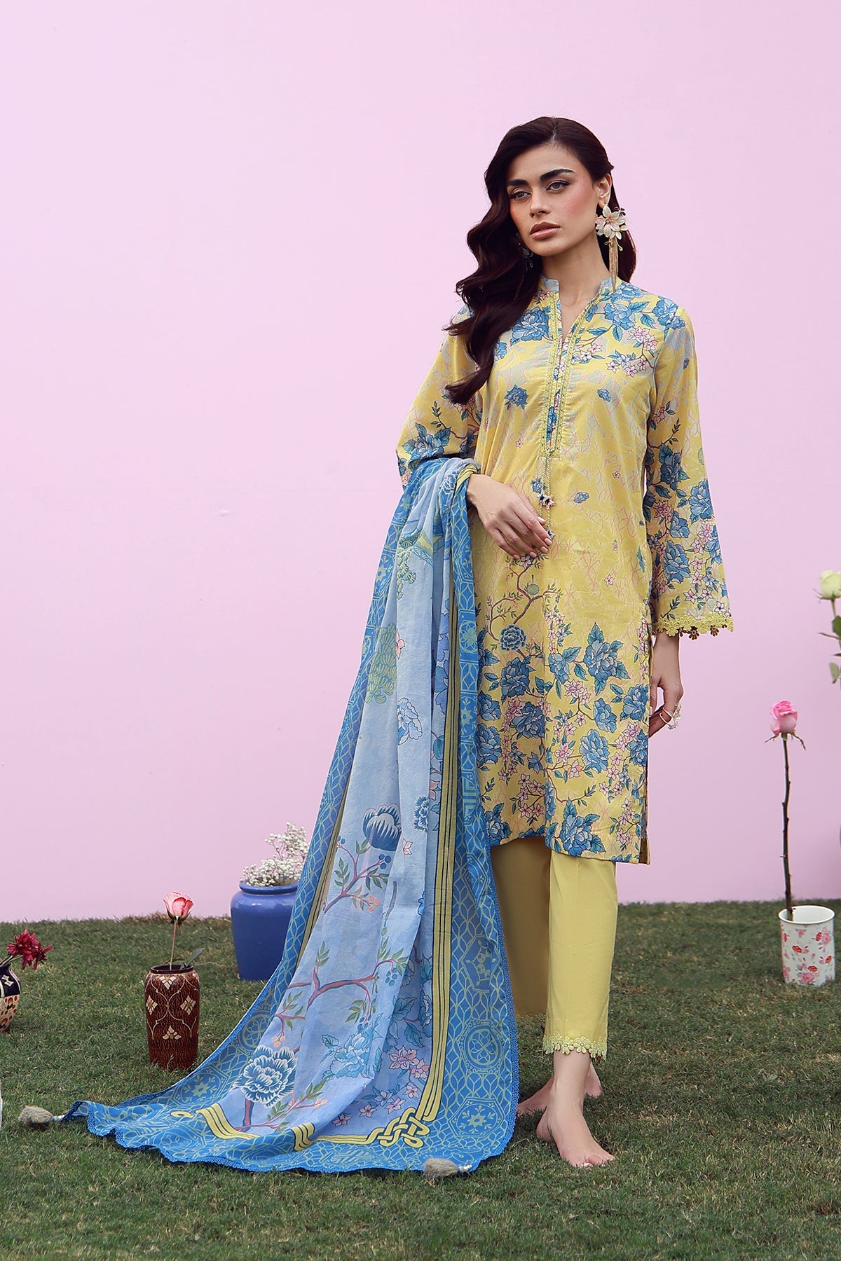 Mirha Lawn – Butter Swirl