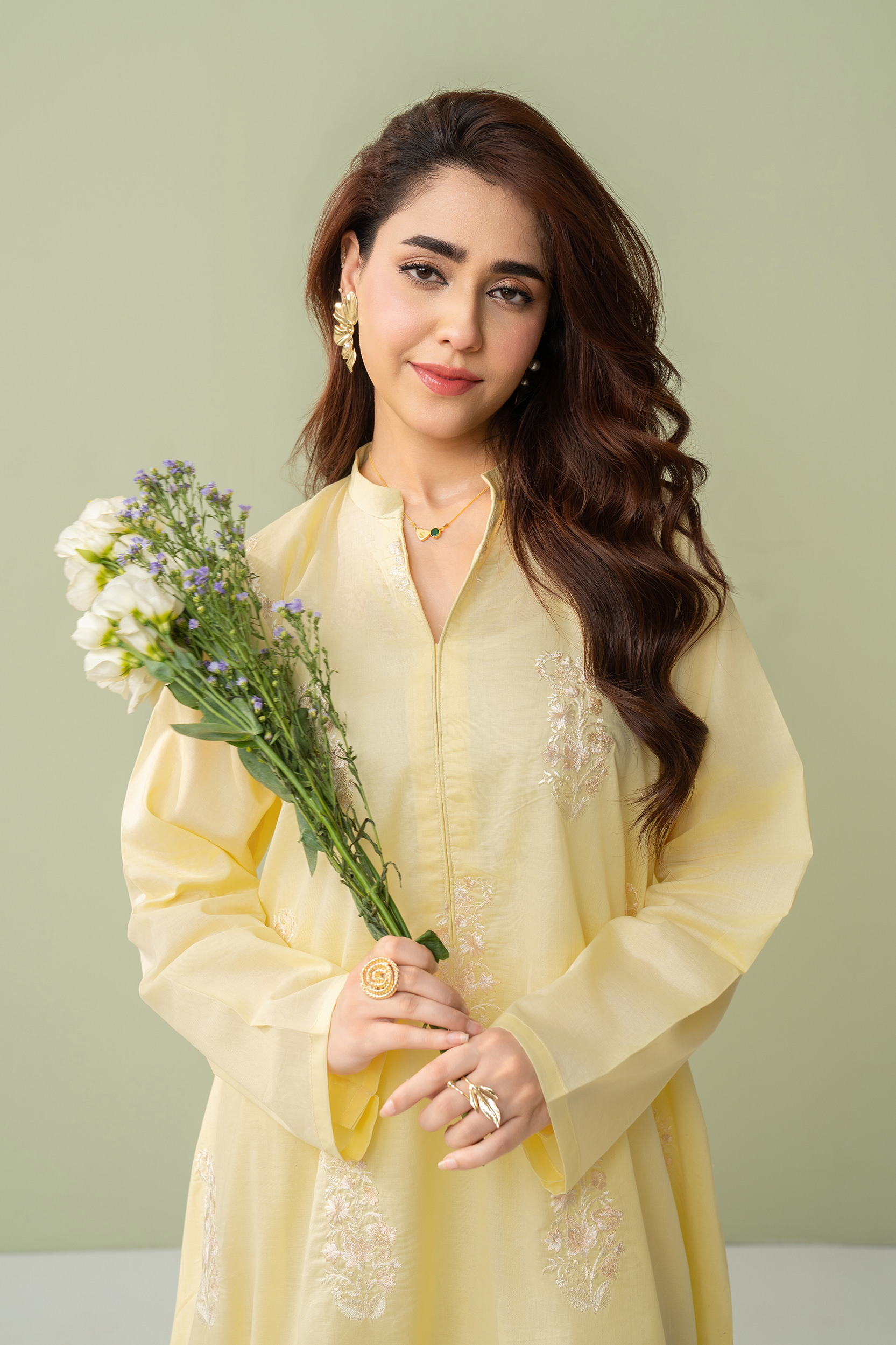 lawn cotton Kurta Set in Pale yellow