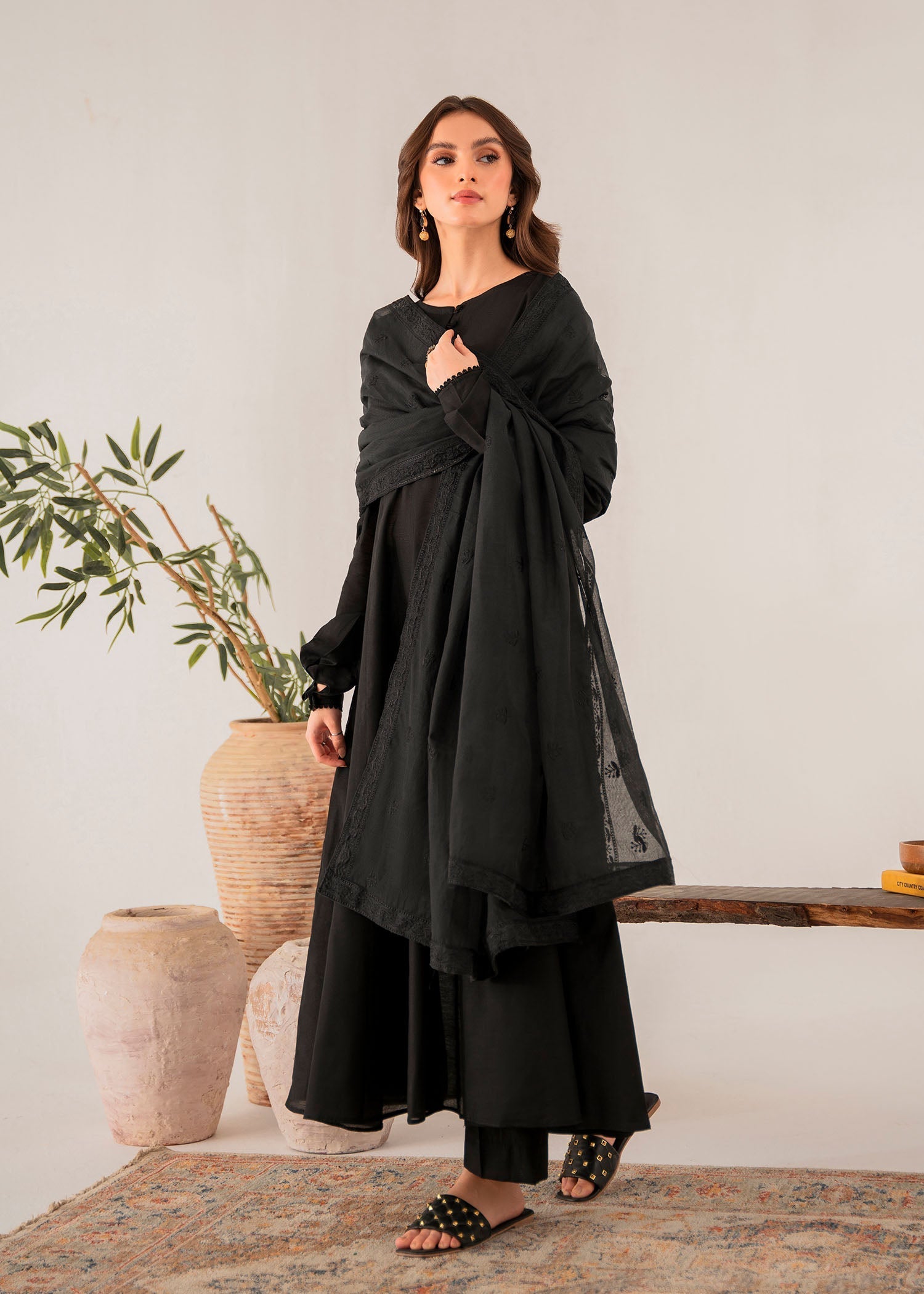 chambray Pishwas in Black