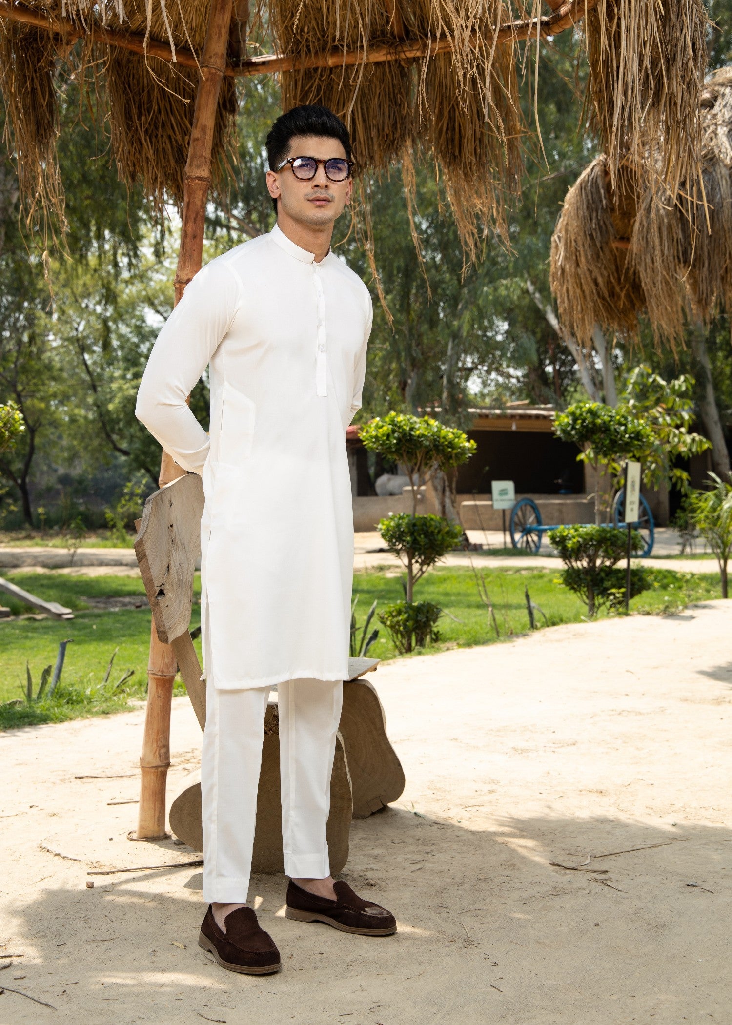 boski Kurta Set in Off-white