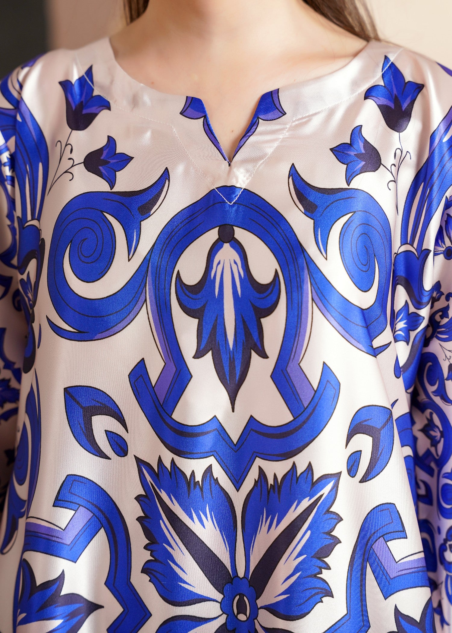 silk Kaftan in Royal blue