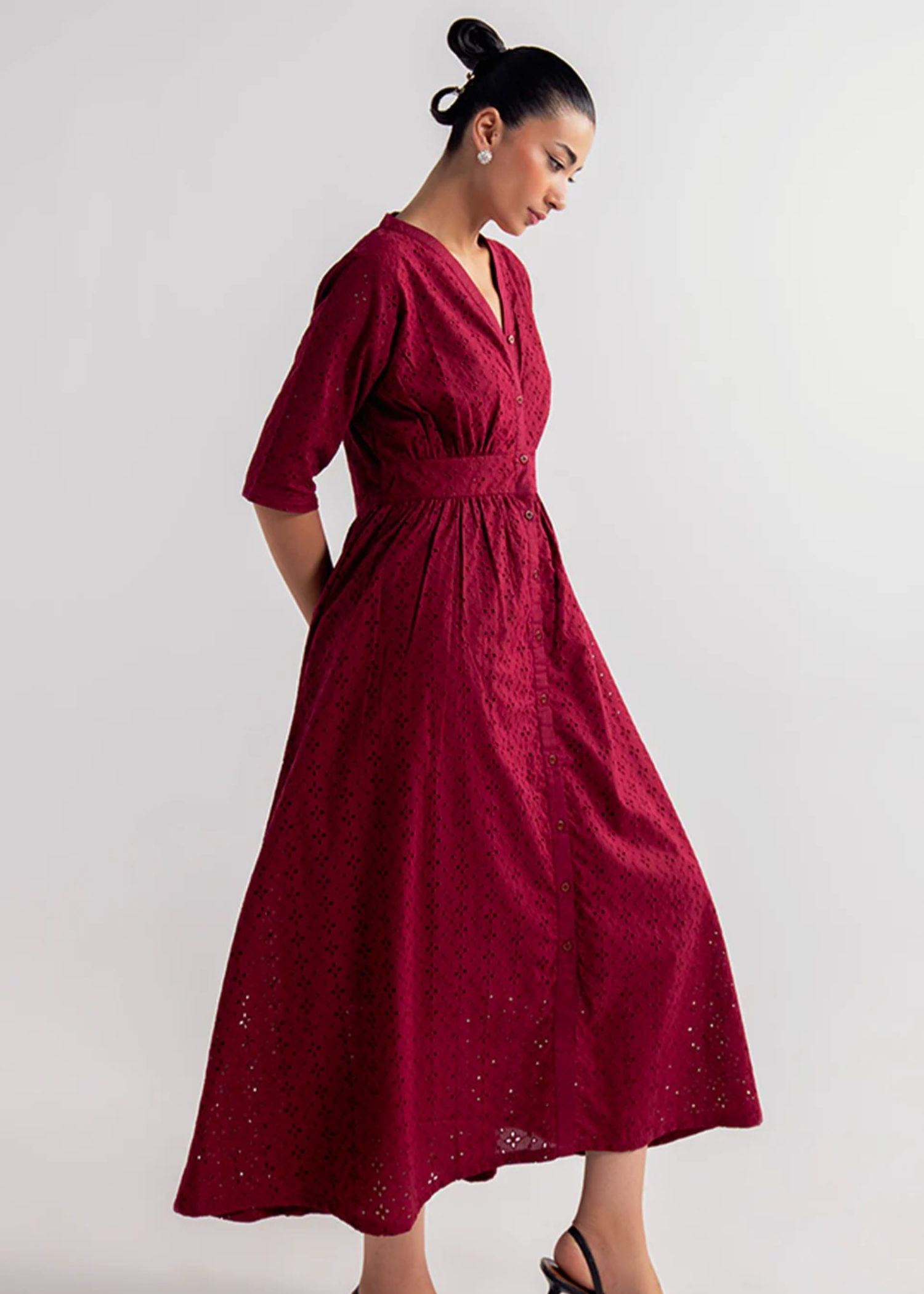 schiffli Dress in Maroon