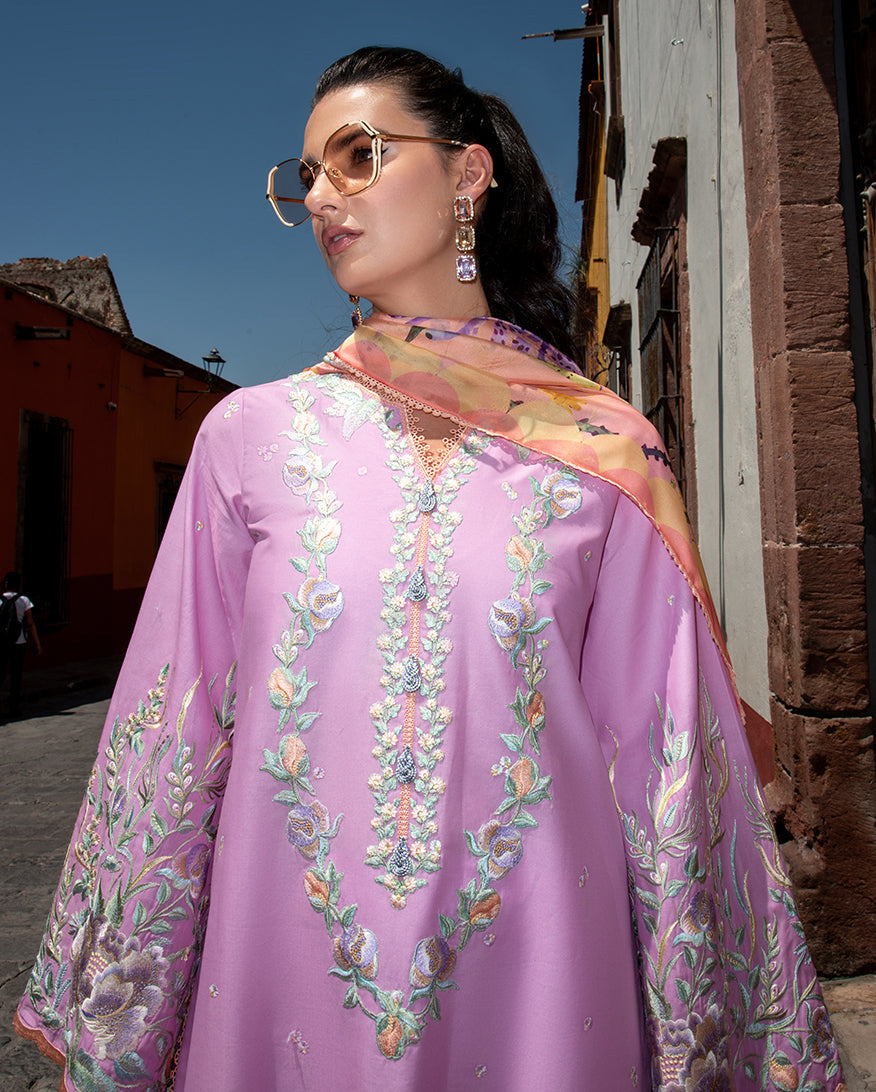 Odyssey Luxury Lawn – Alba