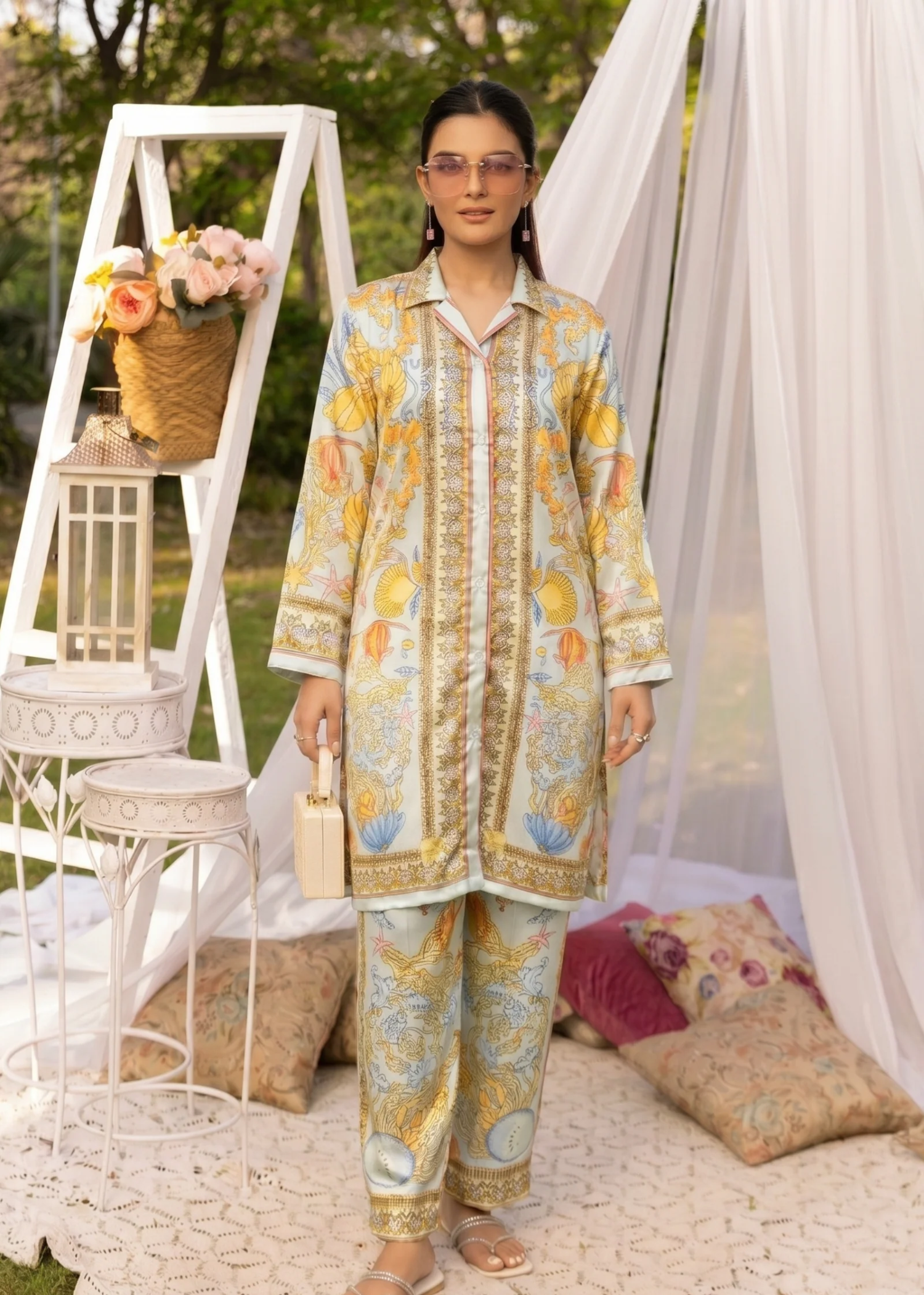 charmuse/shamooz Co Ord Sets in Ice blue