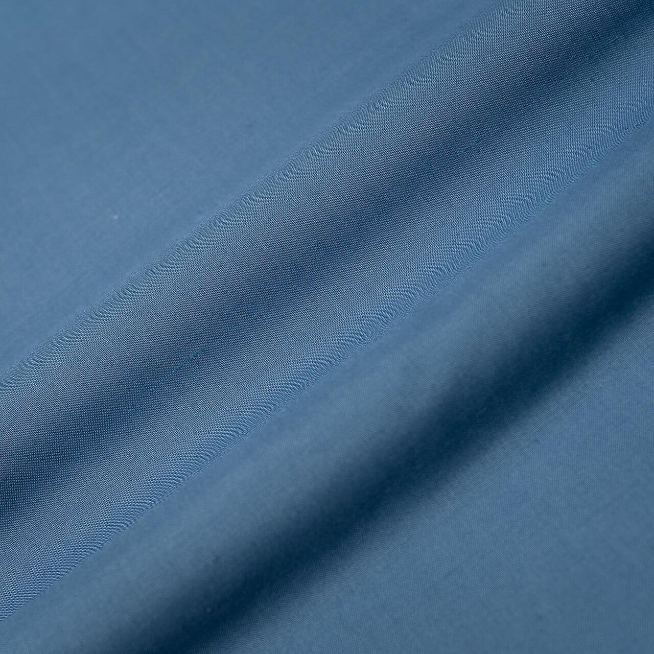 wash & wear Unstitched in Blue