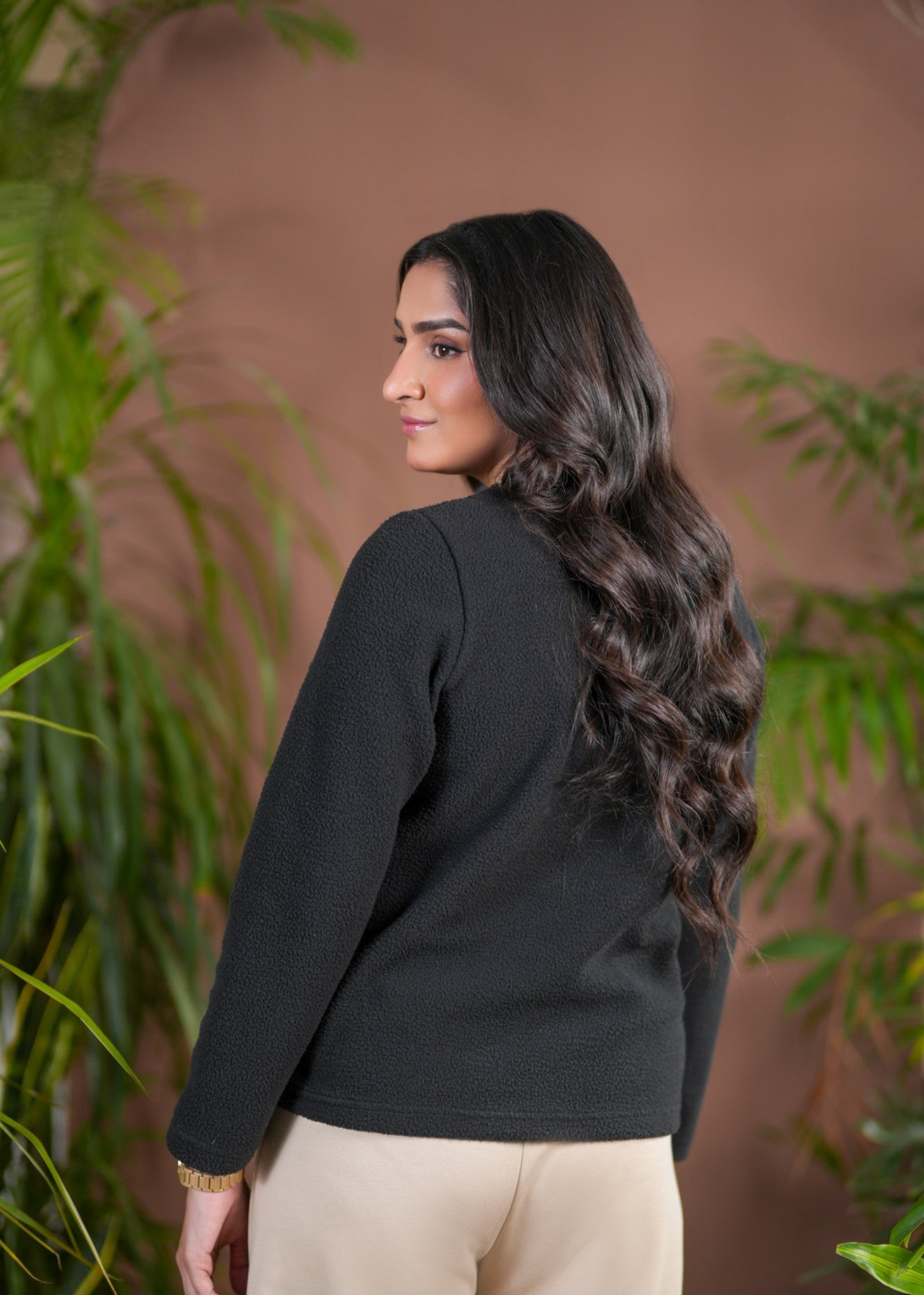 polyester Sweater in Black