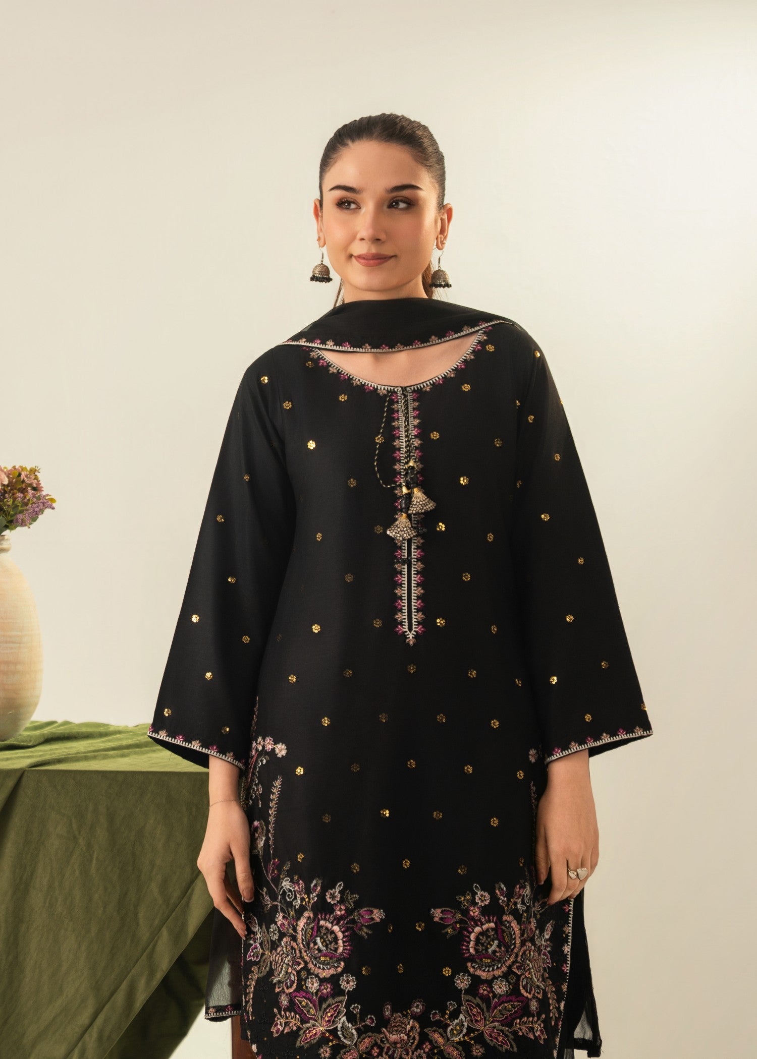 lawn Kurta Set in Black