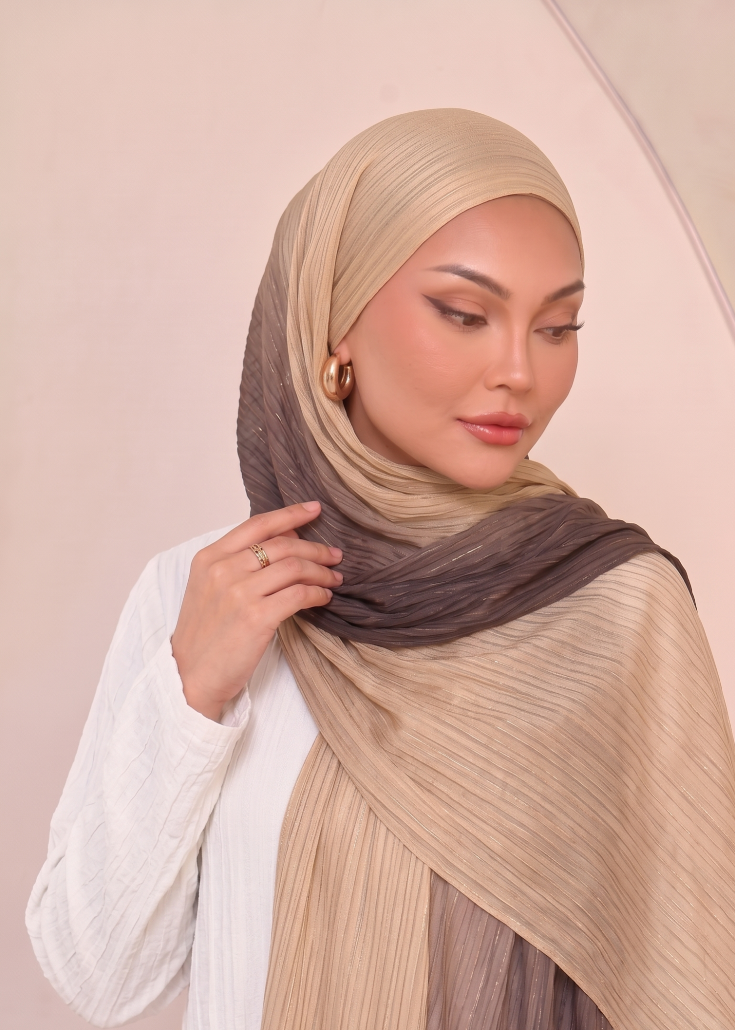 pk crinkle chiffon Hijab in Multi