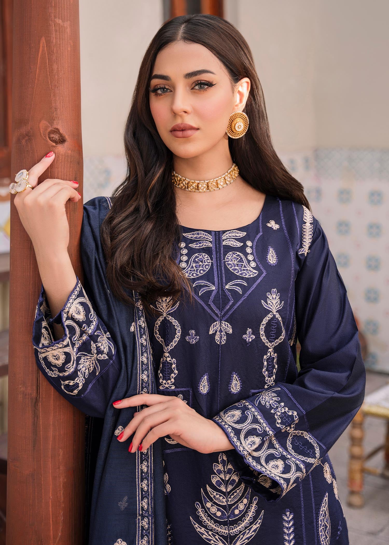 khaddi-silk Kurta Set in Blue