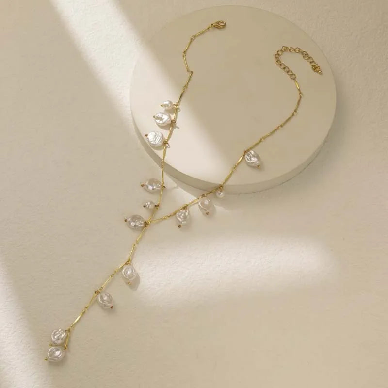 JINGER NECKLACE