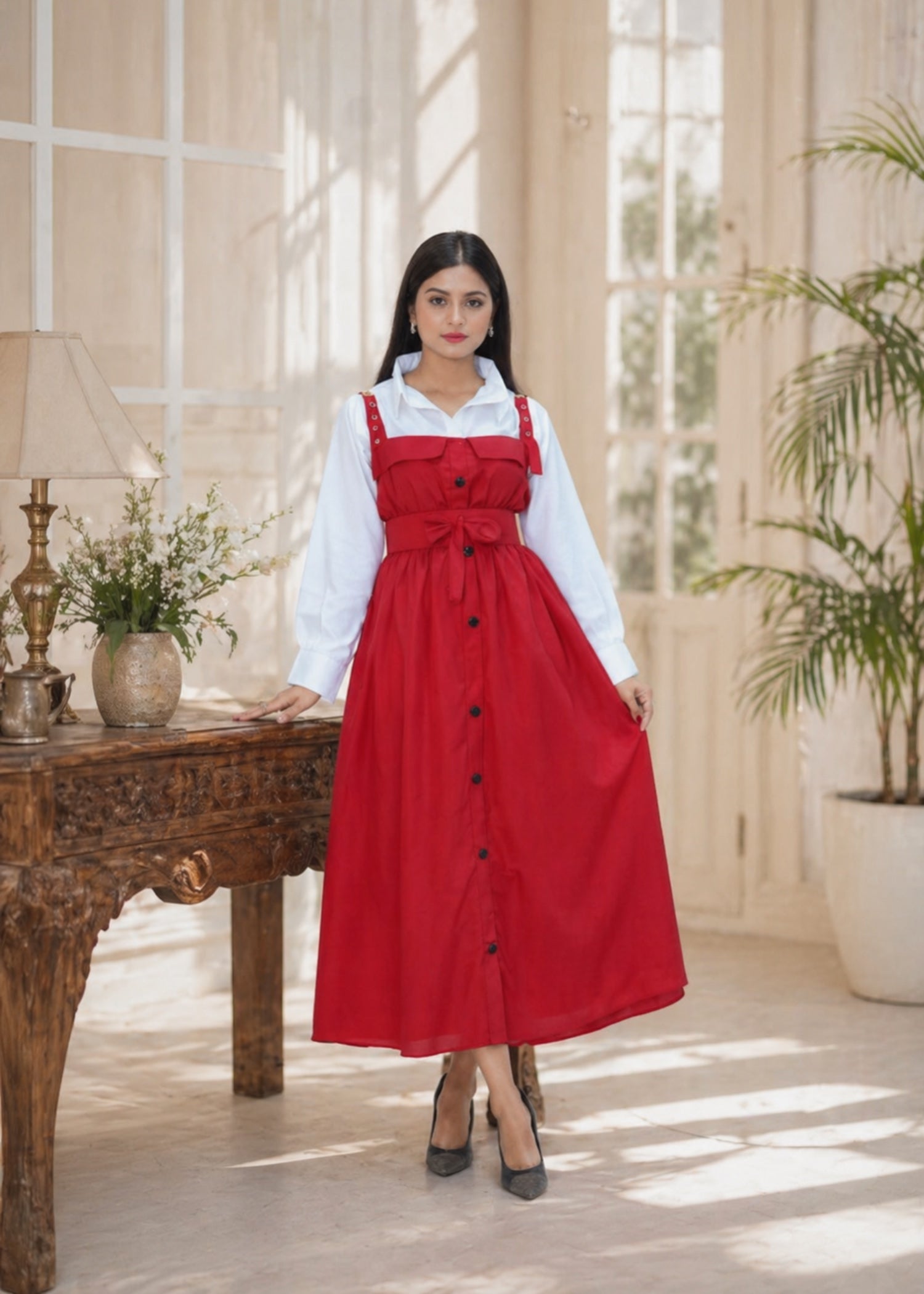 grip Frock in White, red