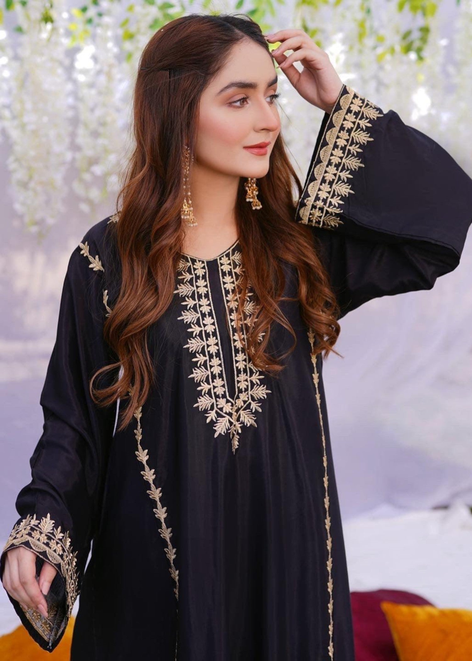 raw silk Pishwas in Black