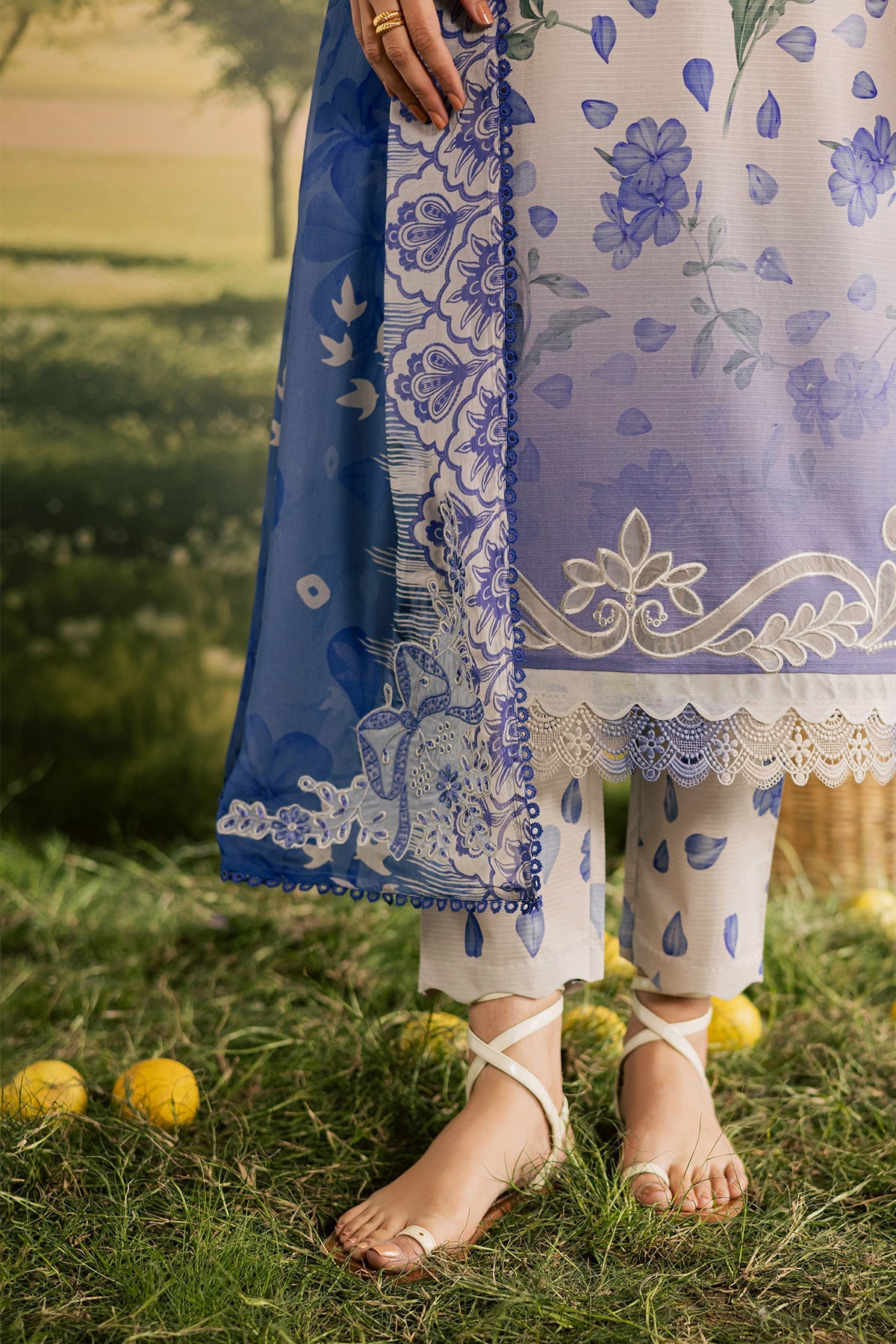 Bloom Lawn – BL-16