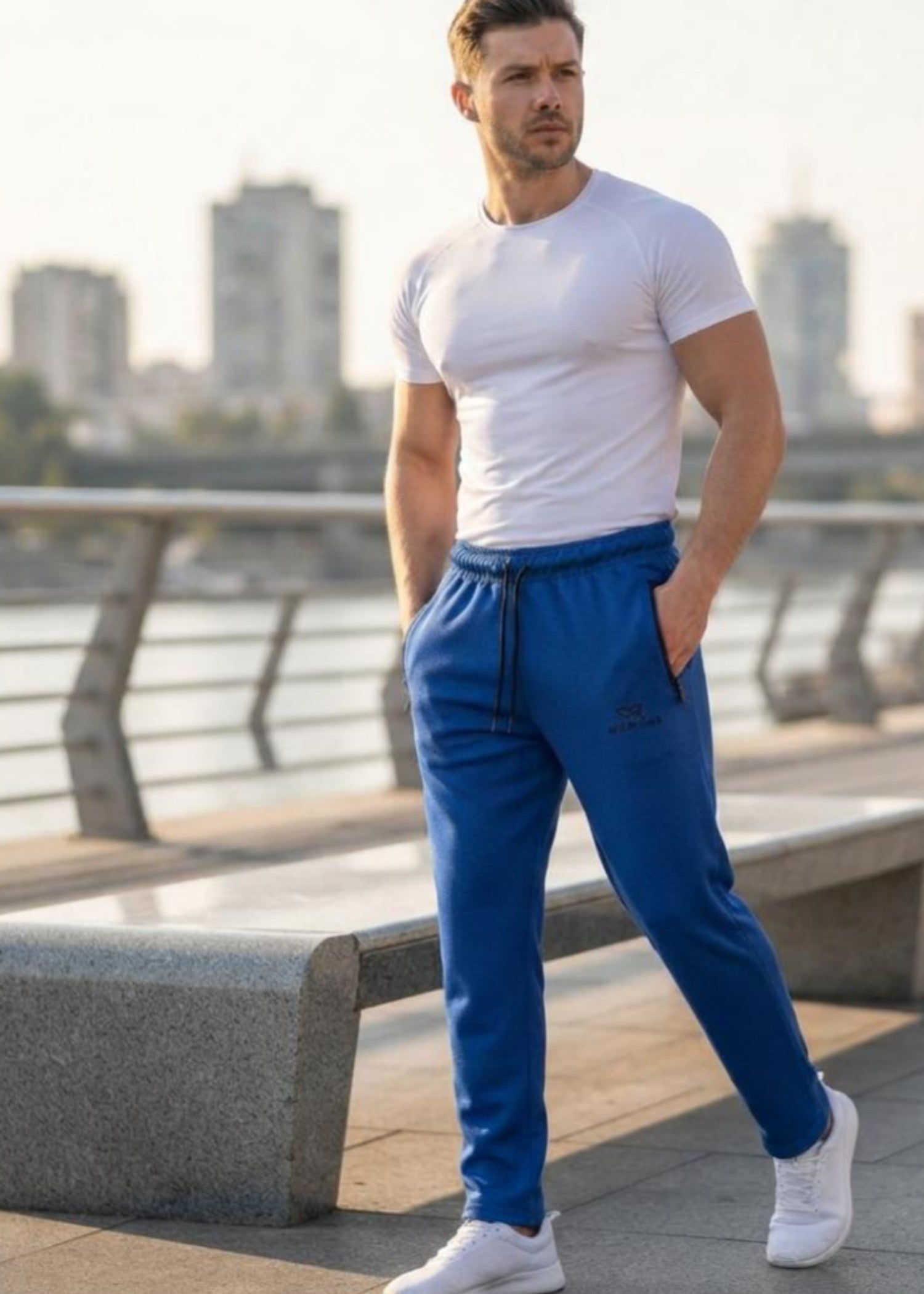 polyester Trousers in Royal blue