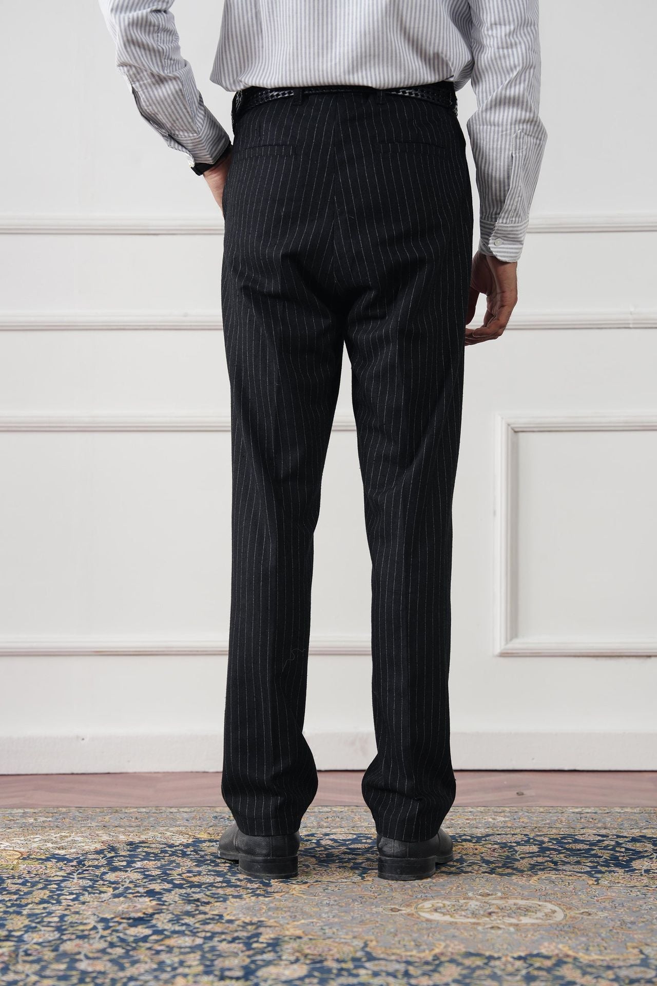 tweed wool Pants in Coal