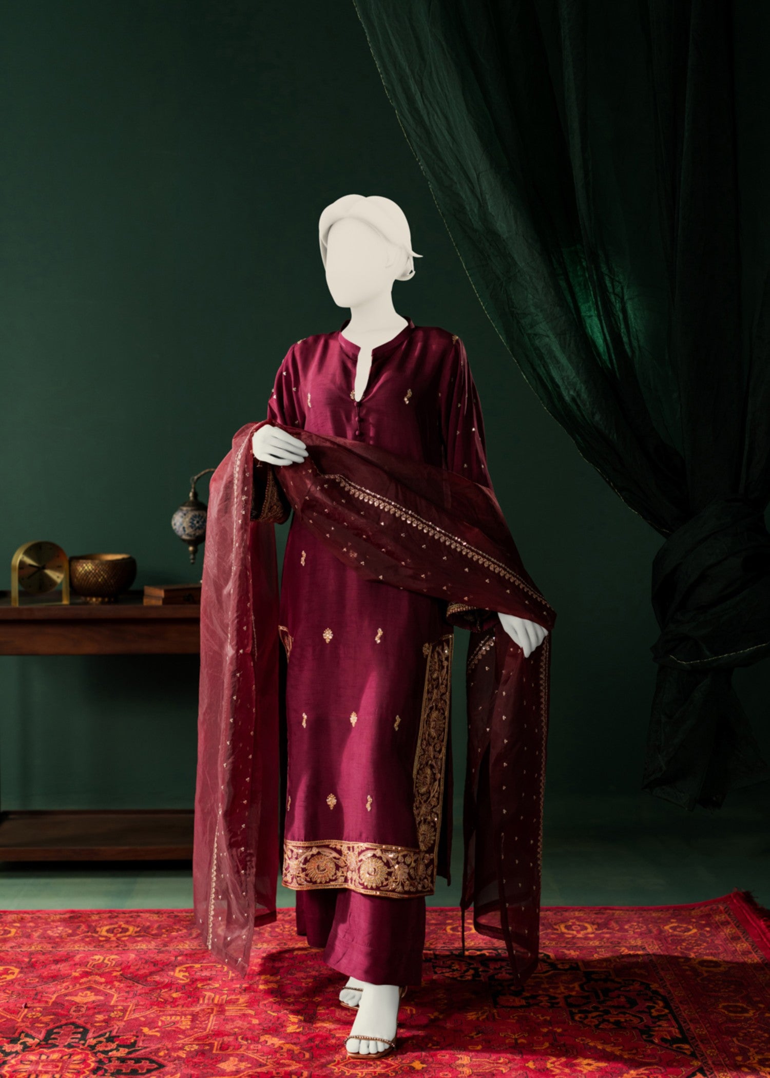 korean raw silk Kurta Set in Burgundy