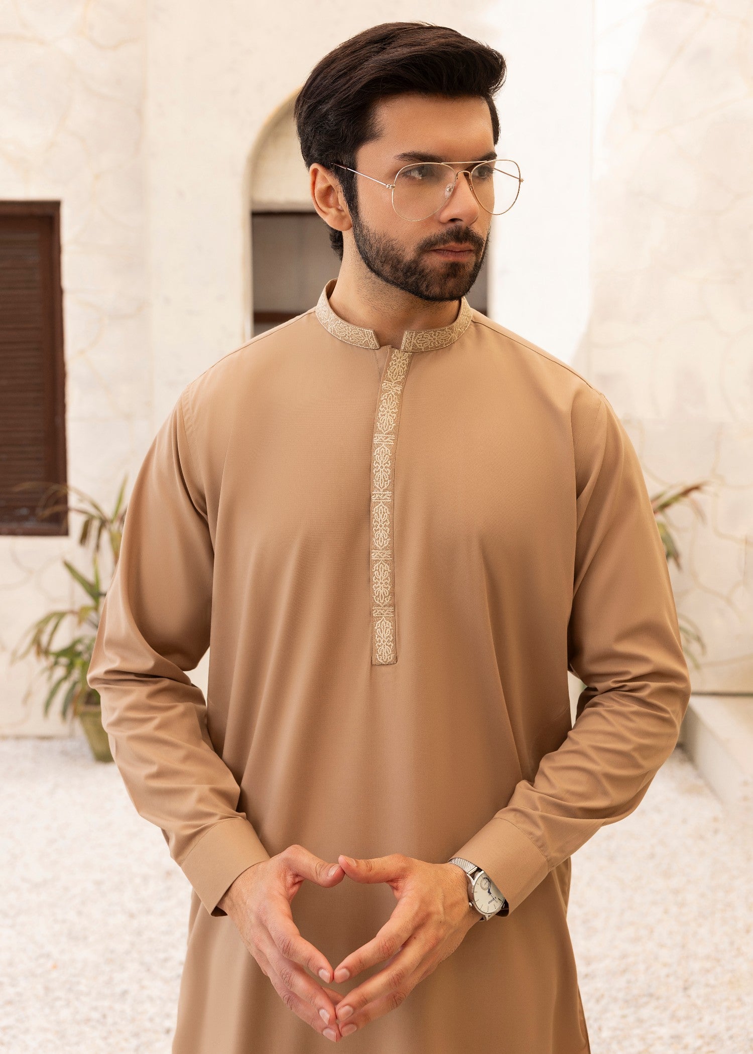 wash & wear Shalwar Kameez in Tan brown