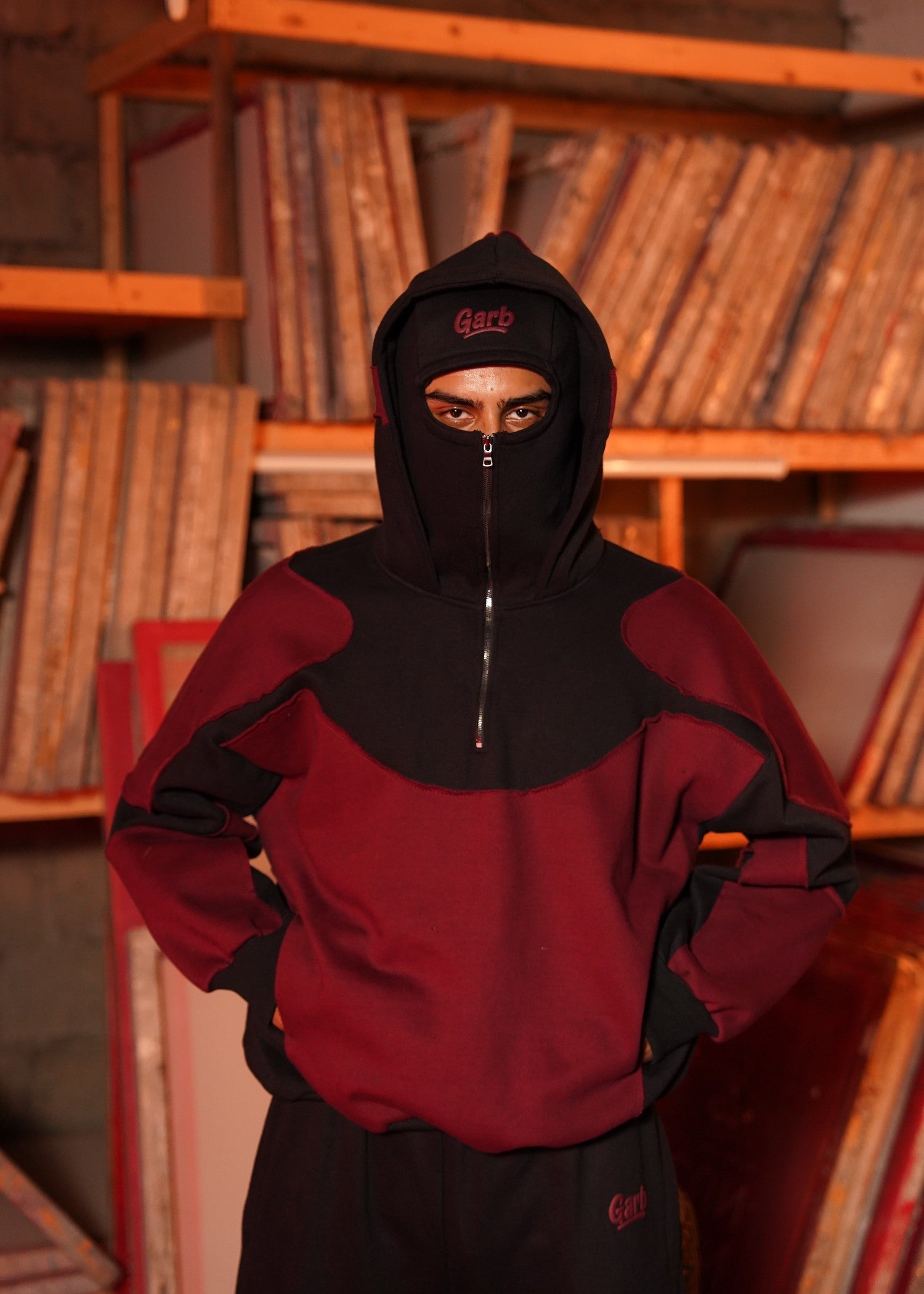 fleece Hoodie in Black, maroon