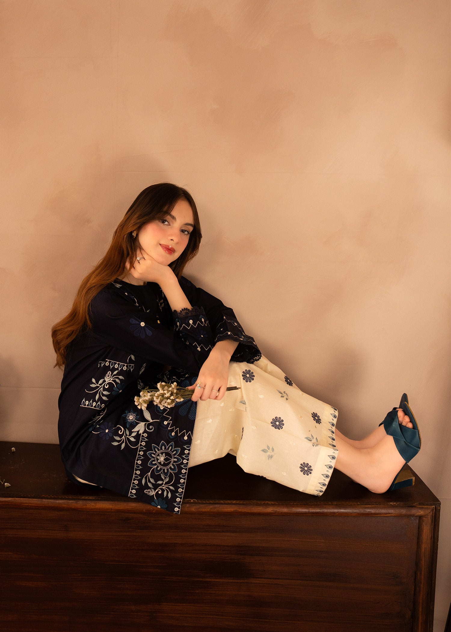 lawn Kurta Set in White, navy blue