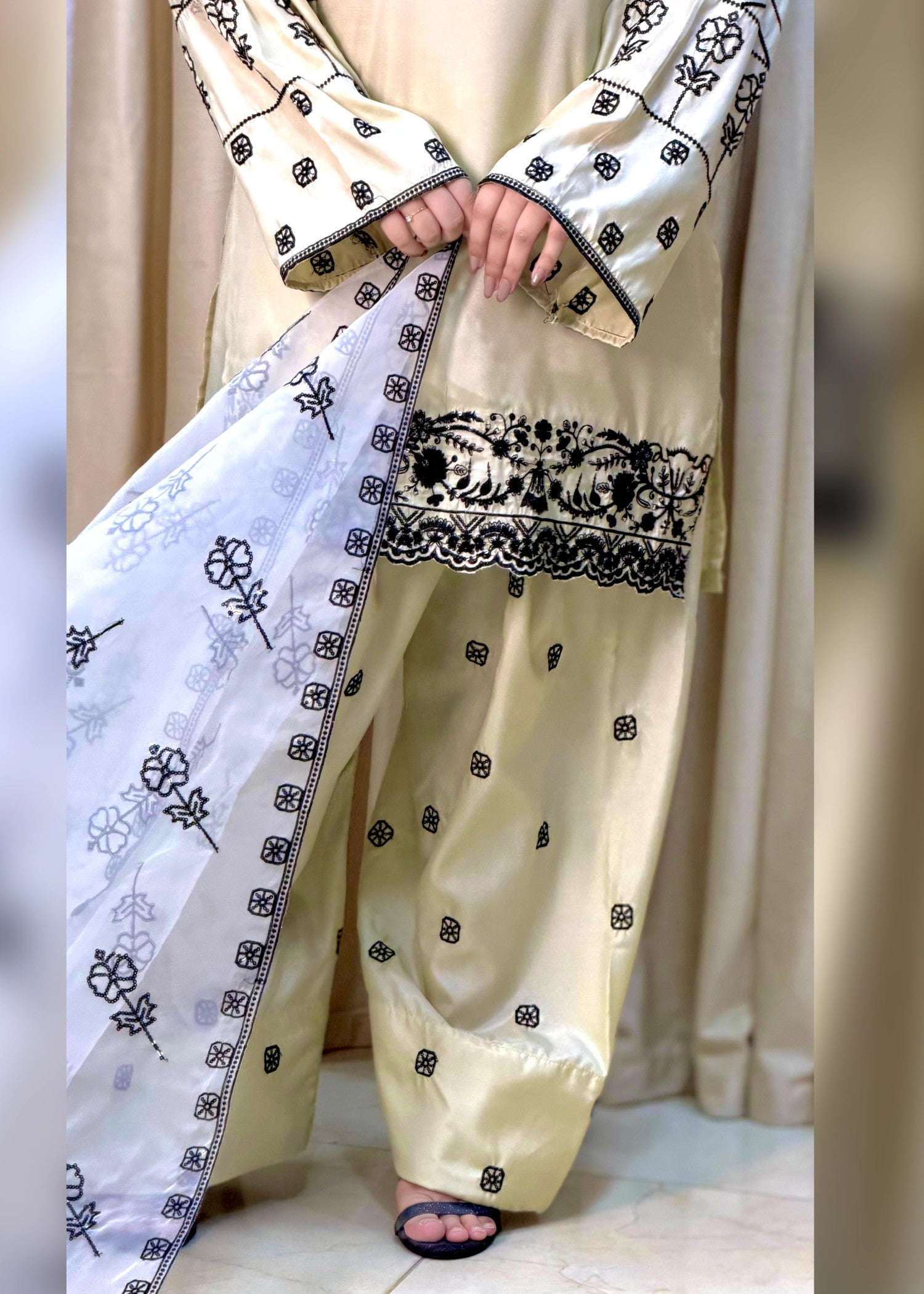 kattan silk Kurta Set in Milk
