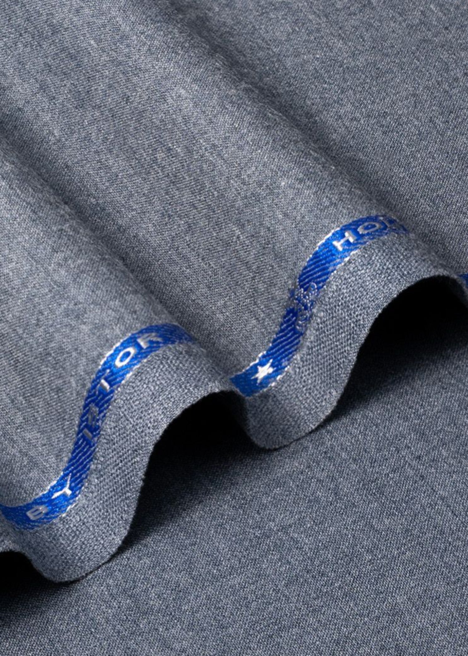 wash & wear Unstitched in Gunmetal