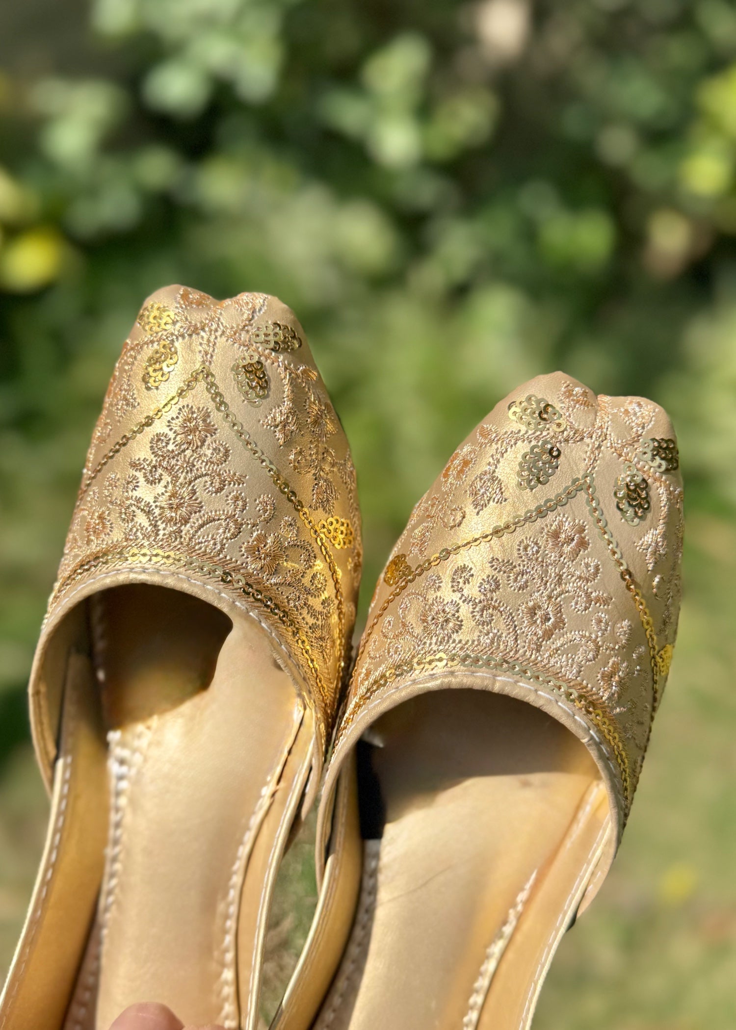 Khussa in Gold by - High Quality Women Khussa SXR9241