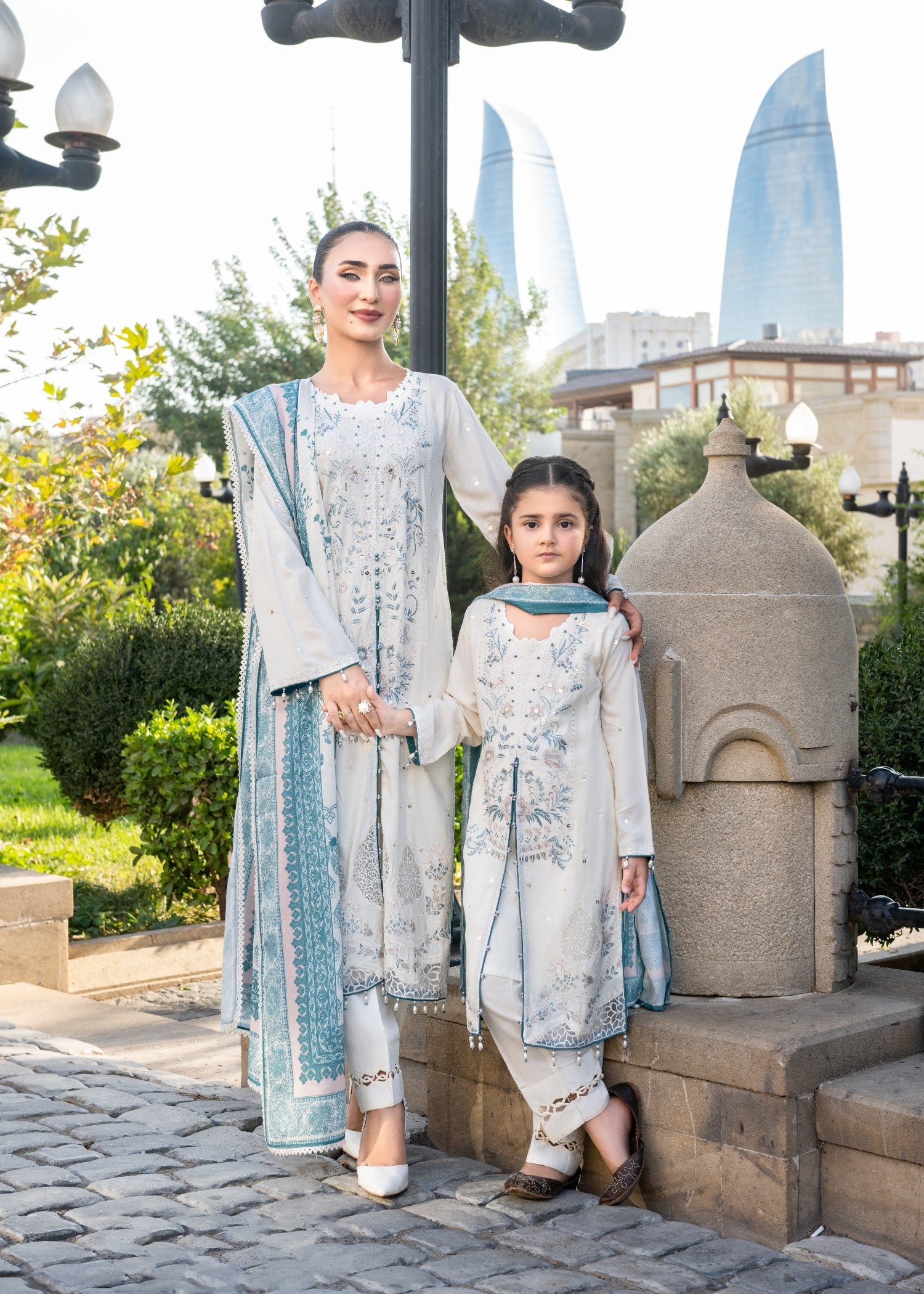 linen Kurta Set in Off-white