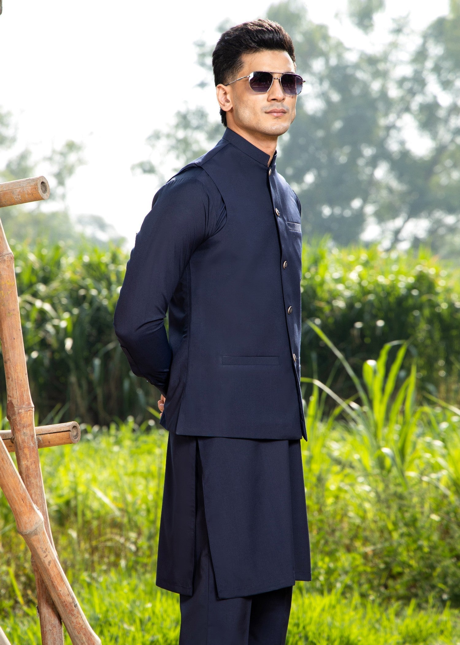 boski Waistcoat in Navy blue
