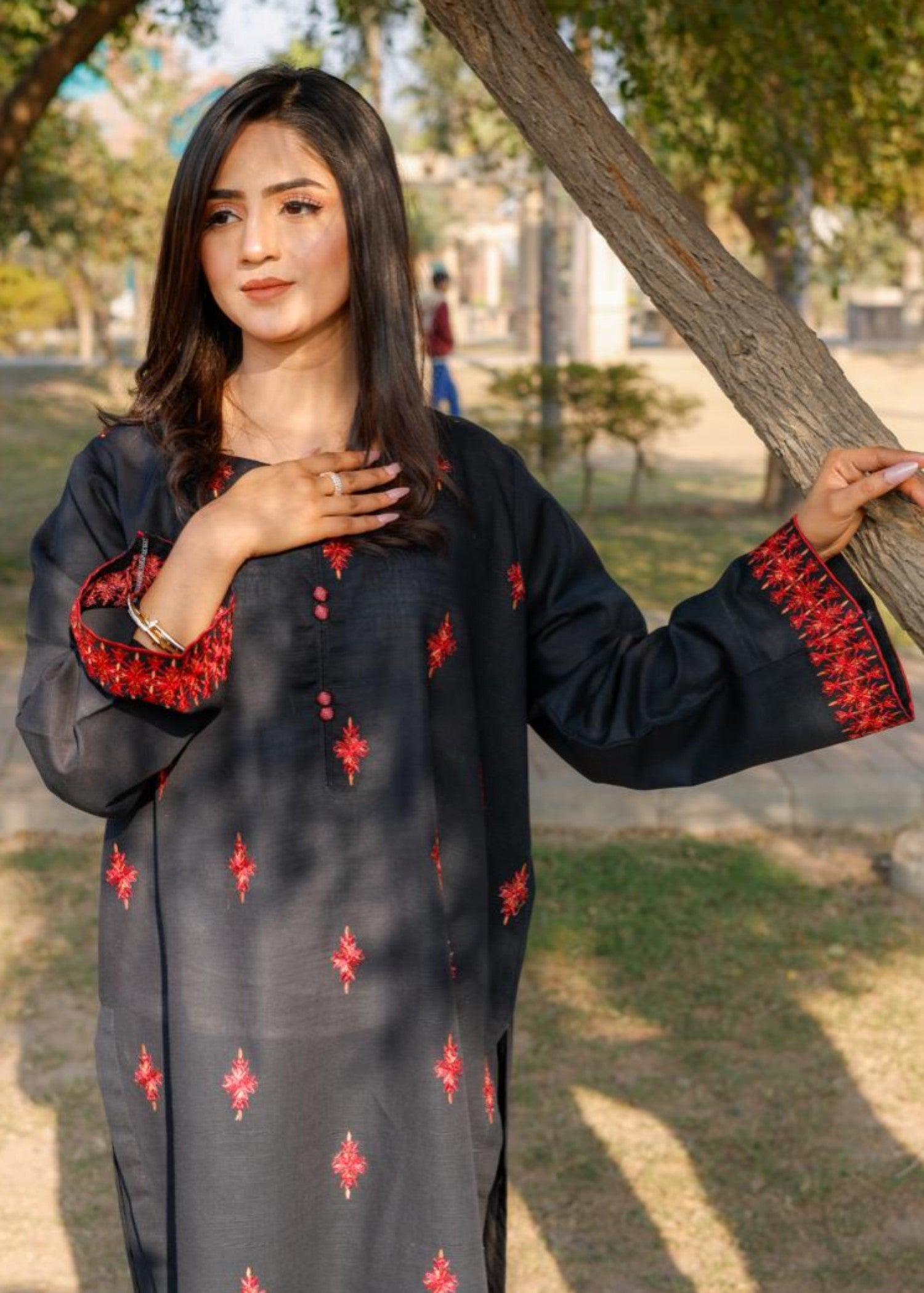 khaddar Kurta Set in Black