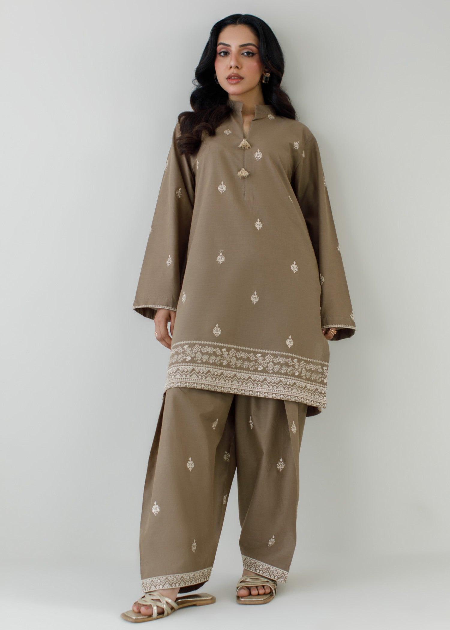 cambric Kurta Set in Camel brown
