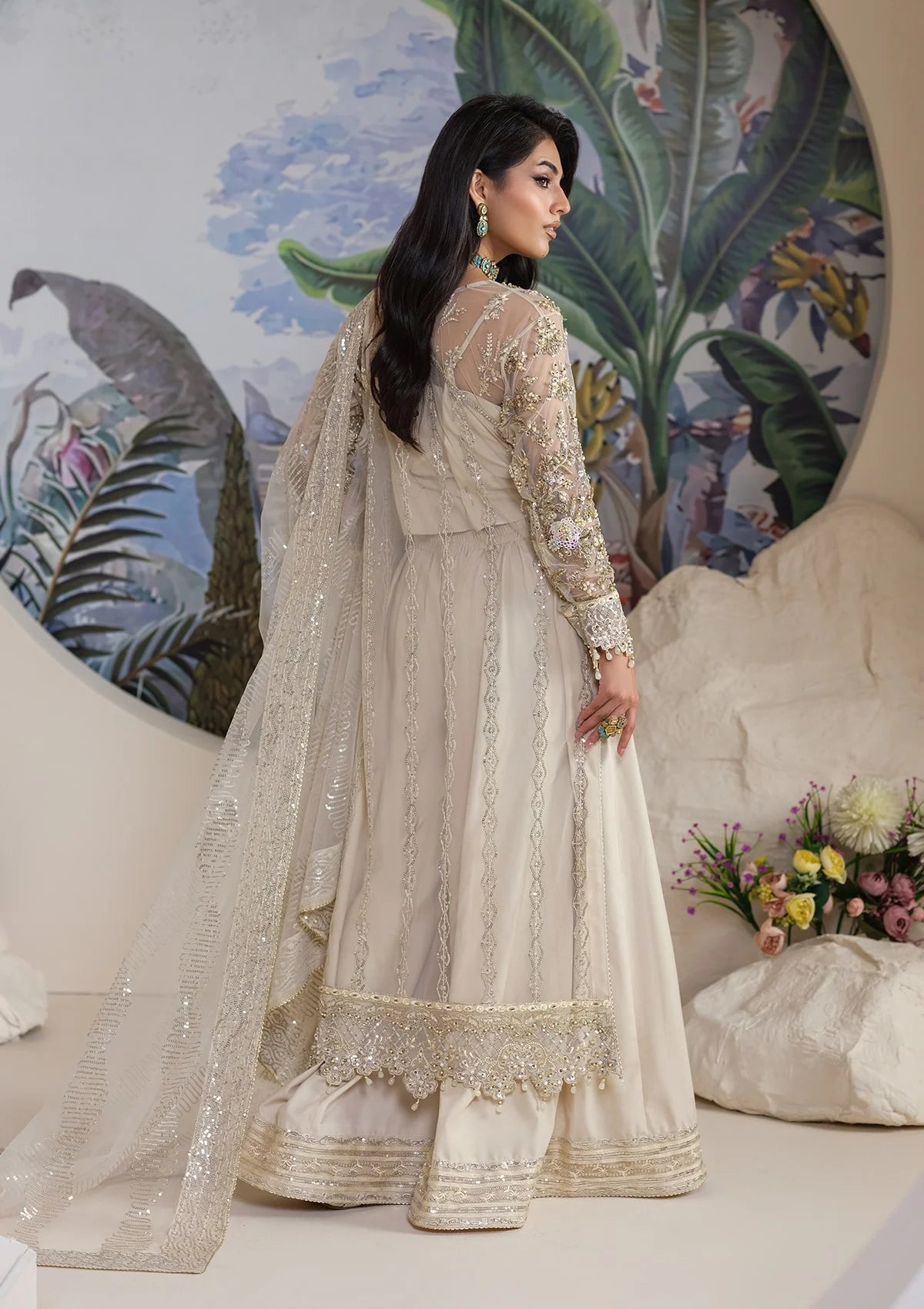 net Sharara in Off-white