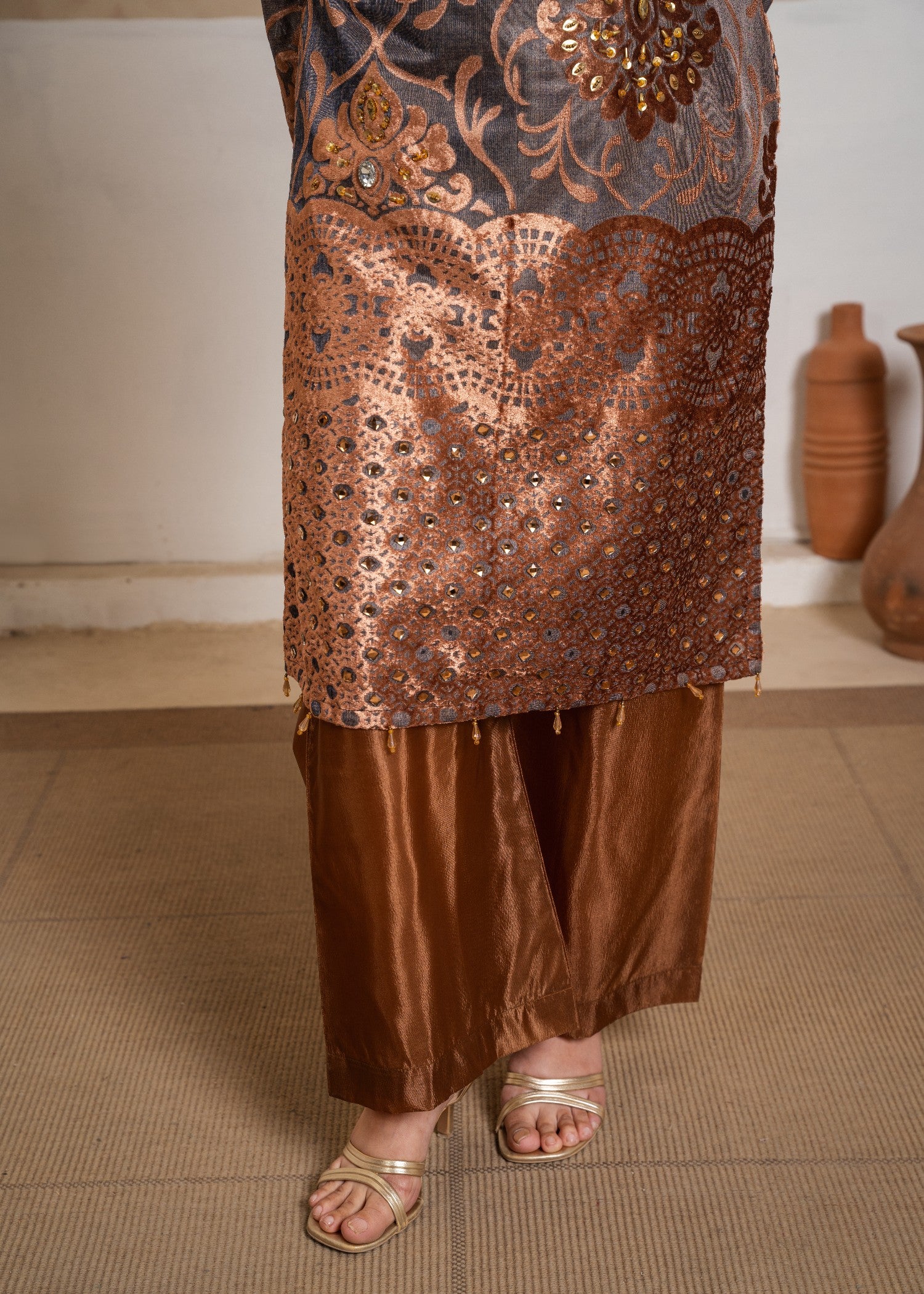 chinese micro velvet 3000 Kurta Set in Hazelwood brown