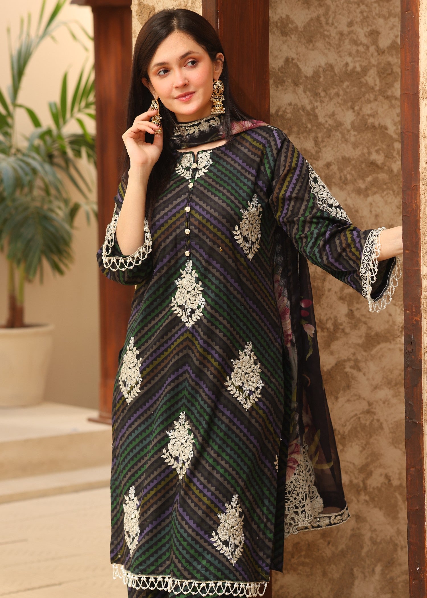 lawn Unstitched in Onyx