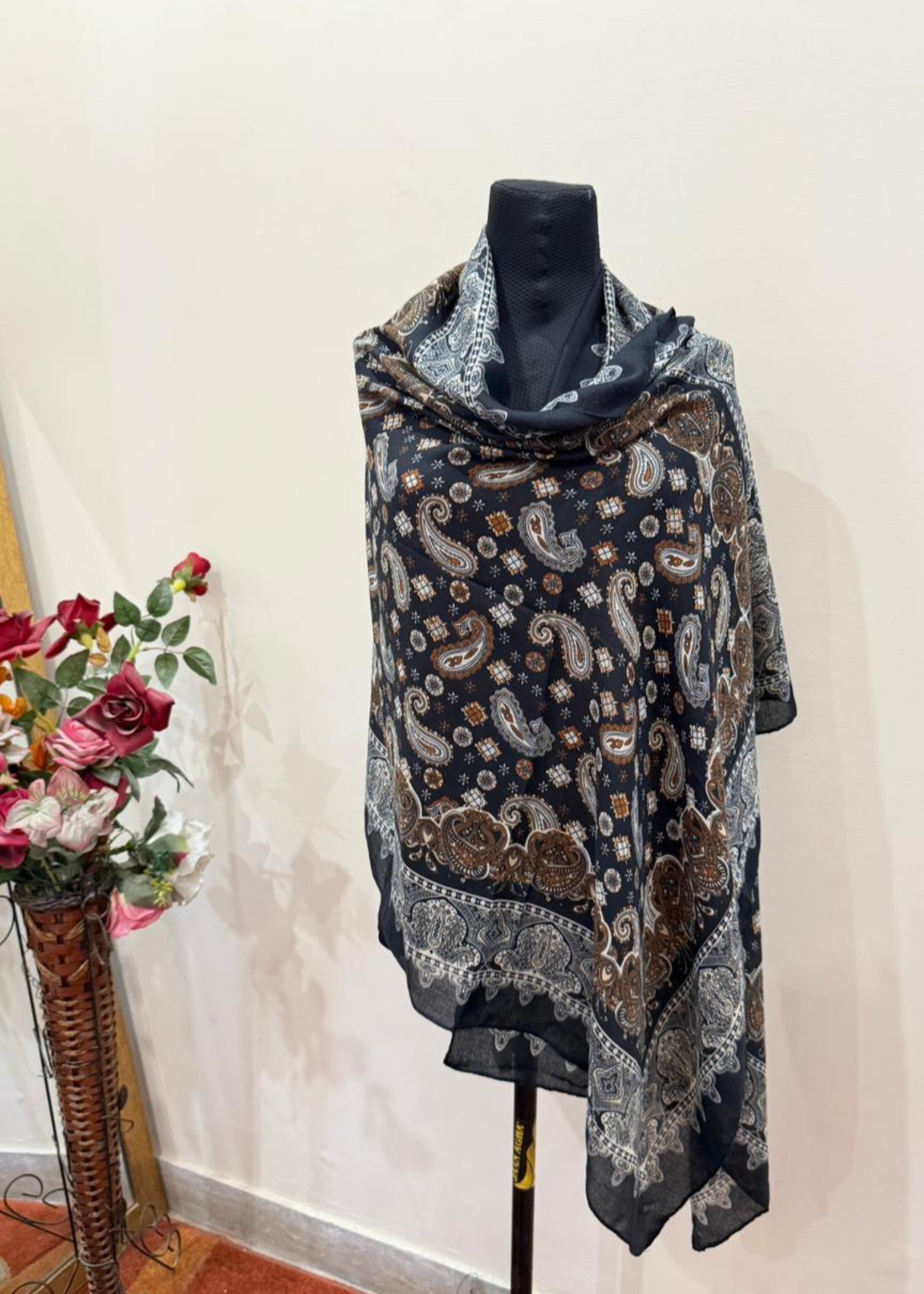 viscose Hijab in Black