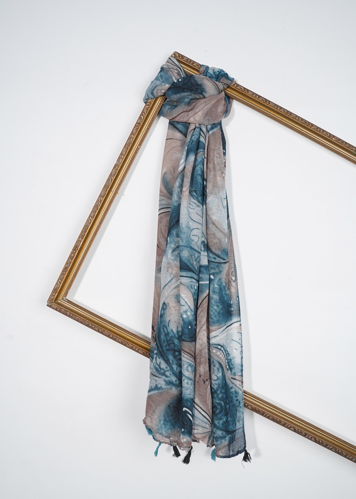 slub lawn Hijab in Multi