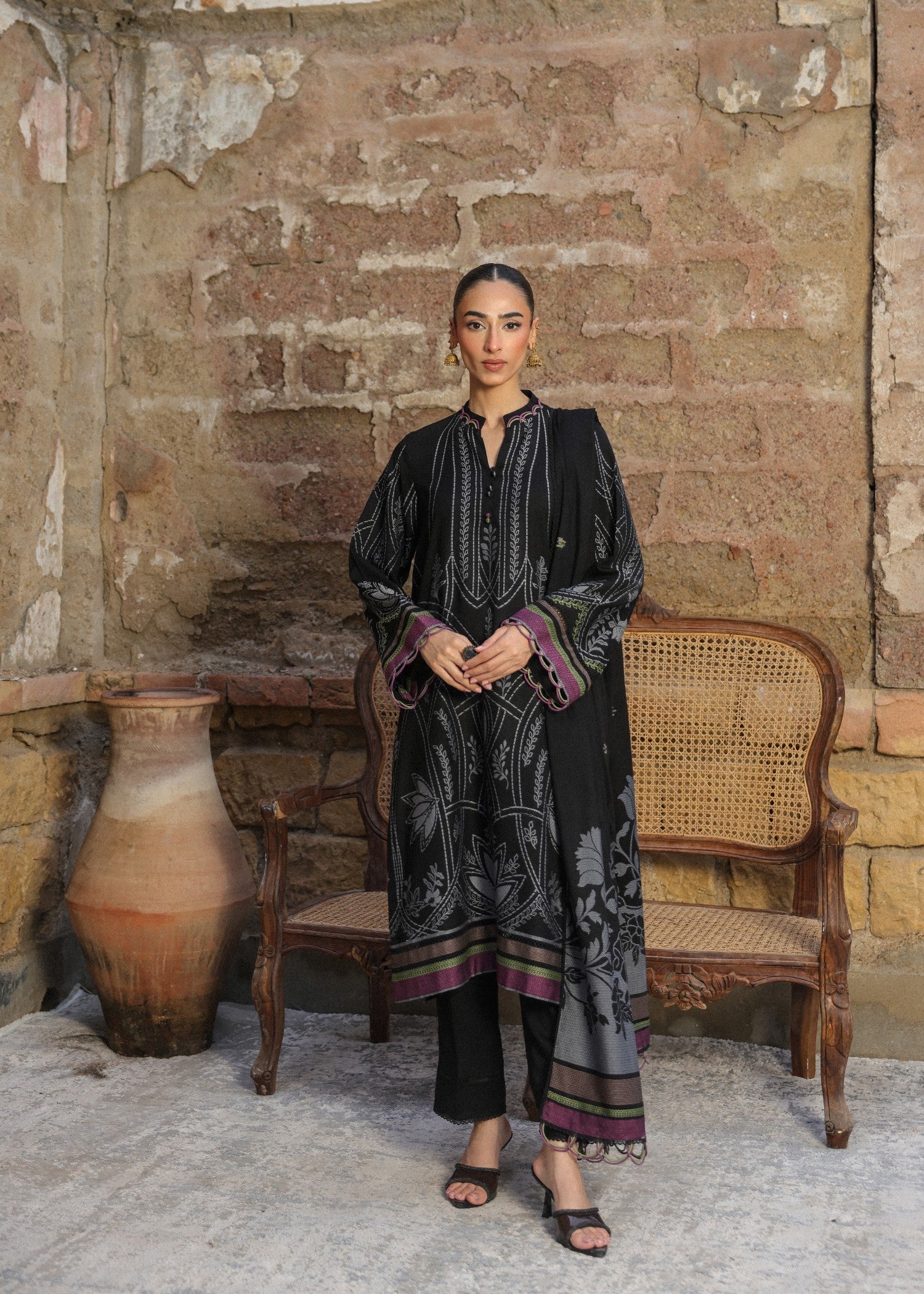 jacquard viscose Unstitched in Black