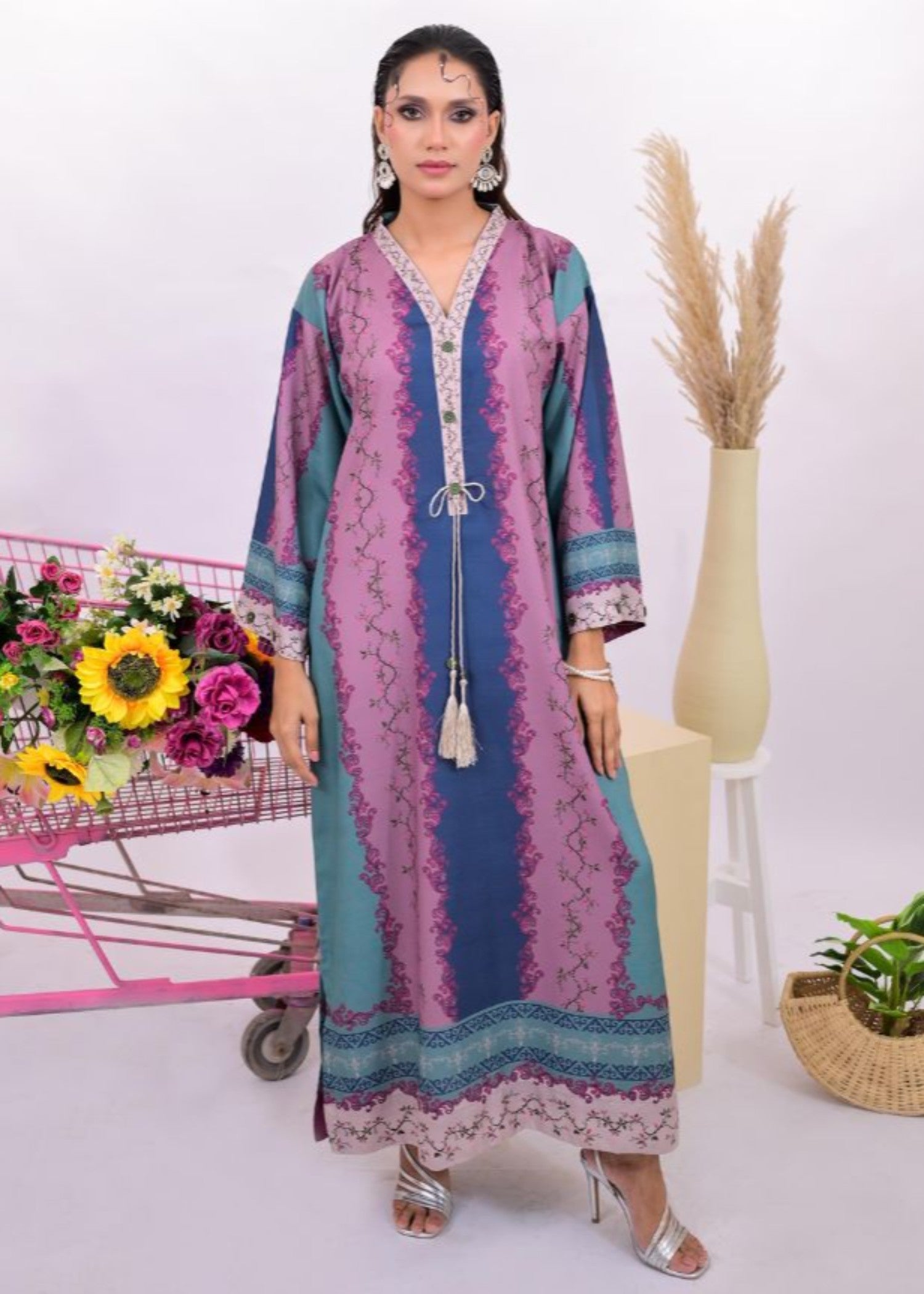 swiss lawn Kaftan in Multi