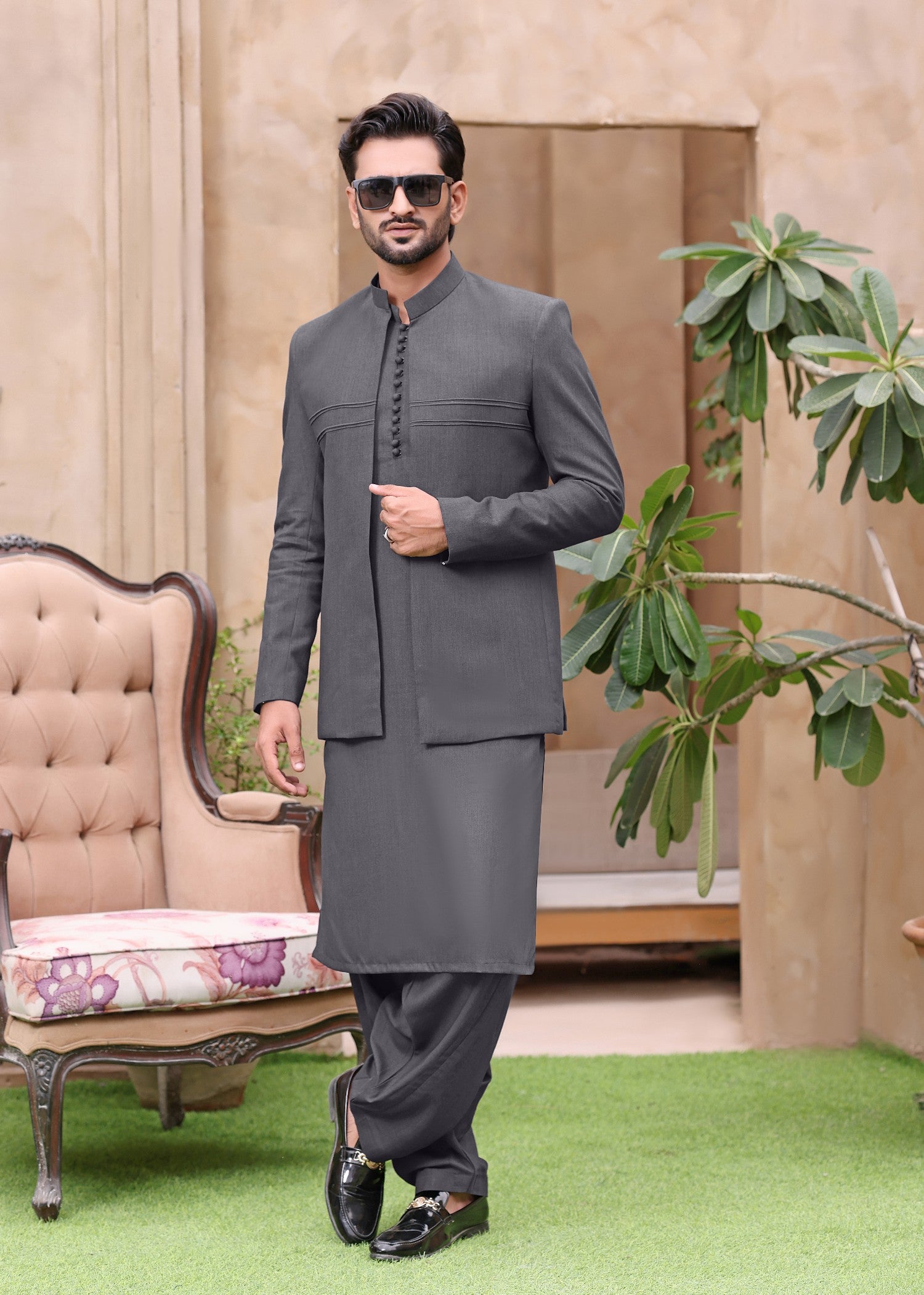 wash & wear Prince Coat in Grey